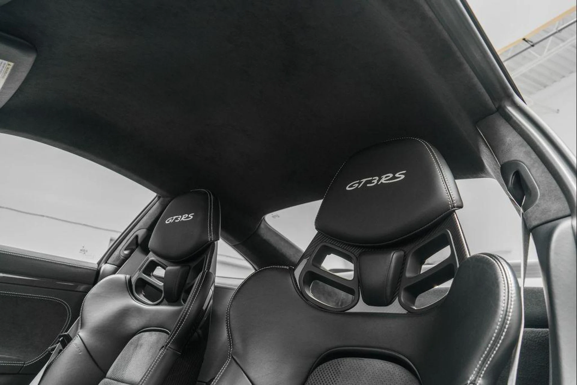 mph017_2842626614_w2o_O_Ou_V_Nxbe6_C_Uzlmdcdz0j_F98_Y_f3c98f20d0