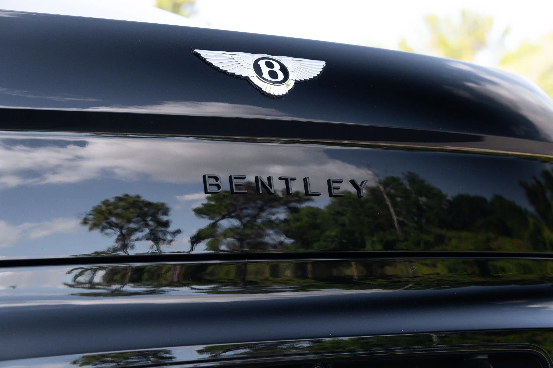 mph017_2844868242_Used_2023_Bentley_Flying_Spur_S_V8_1778782784_4c9d409adc