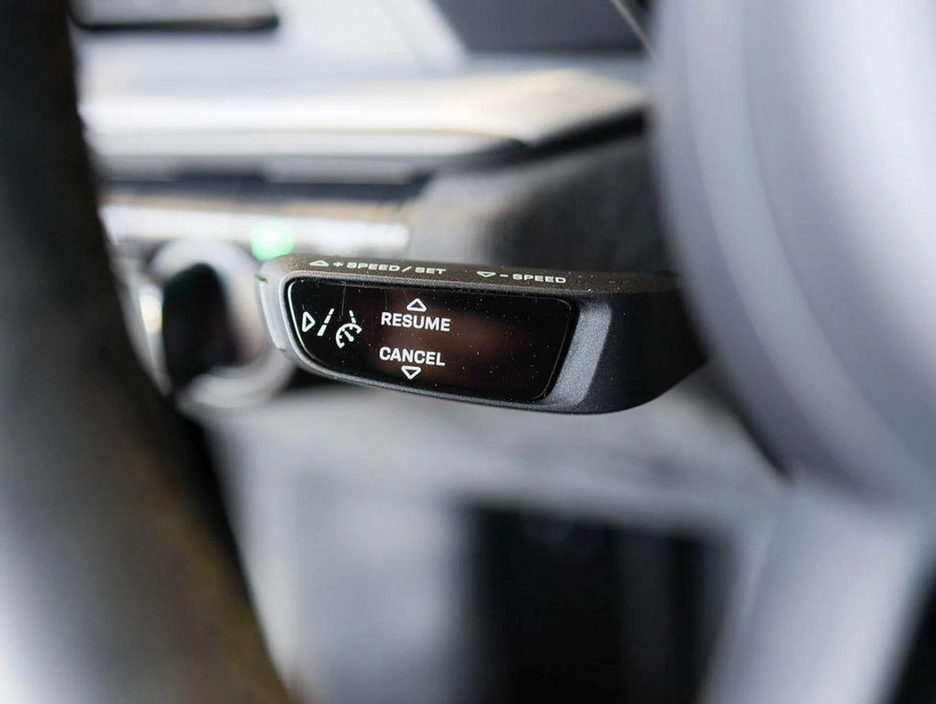 mph017_2848467732_NS_Mdv2b_E4_COCM_Fabpt_Vv_BL_Rj1k_70dbd56378