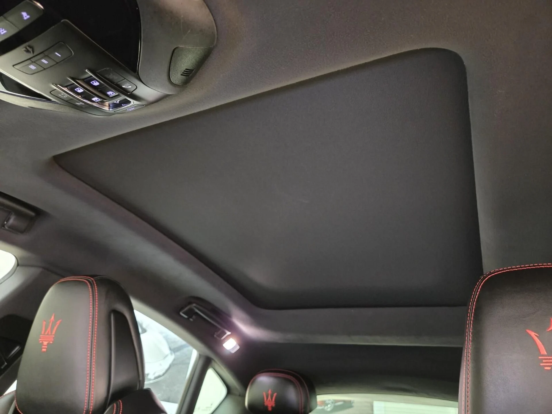 mph017_285011401_Used_2024_Maserati_Levante_GT_1777354943_ef56390cb3