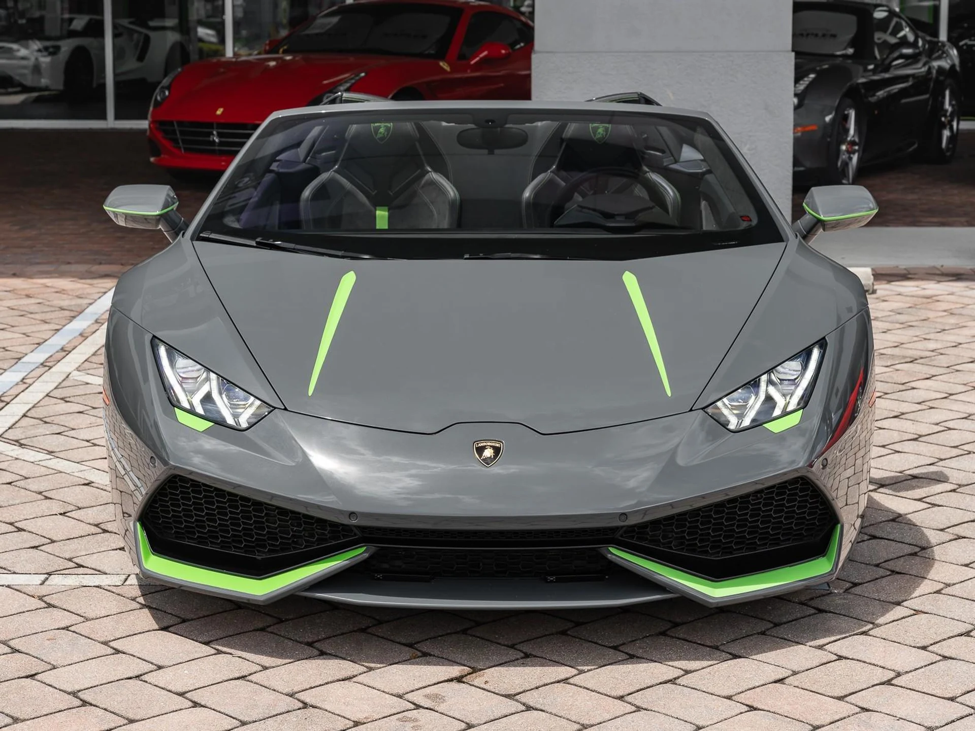 mph017_2850849400_Used_2016_Lamborghini_Huracan_LP_610_4_Spyder_1756498240_2f7c47806a