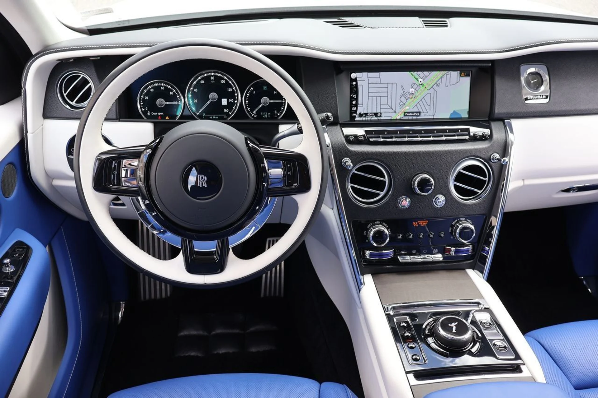 mph017_2852295799_18_c112d324c8