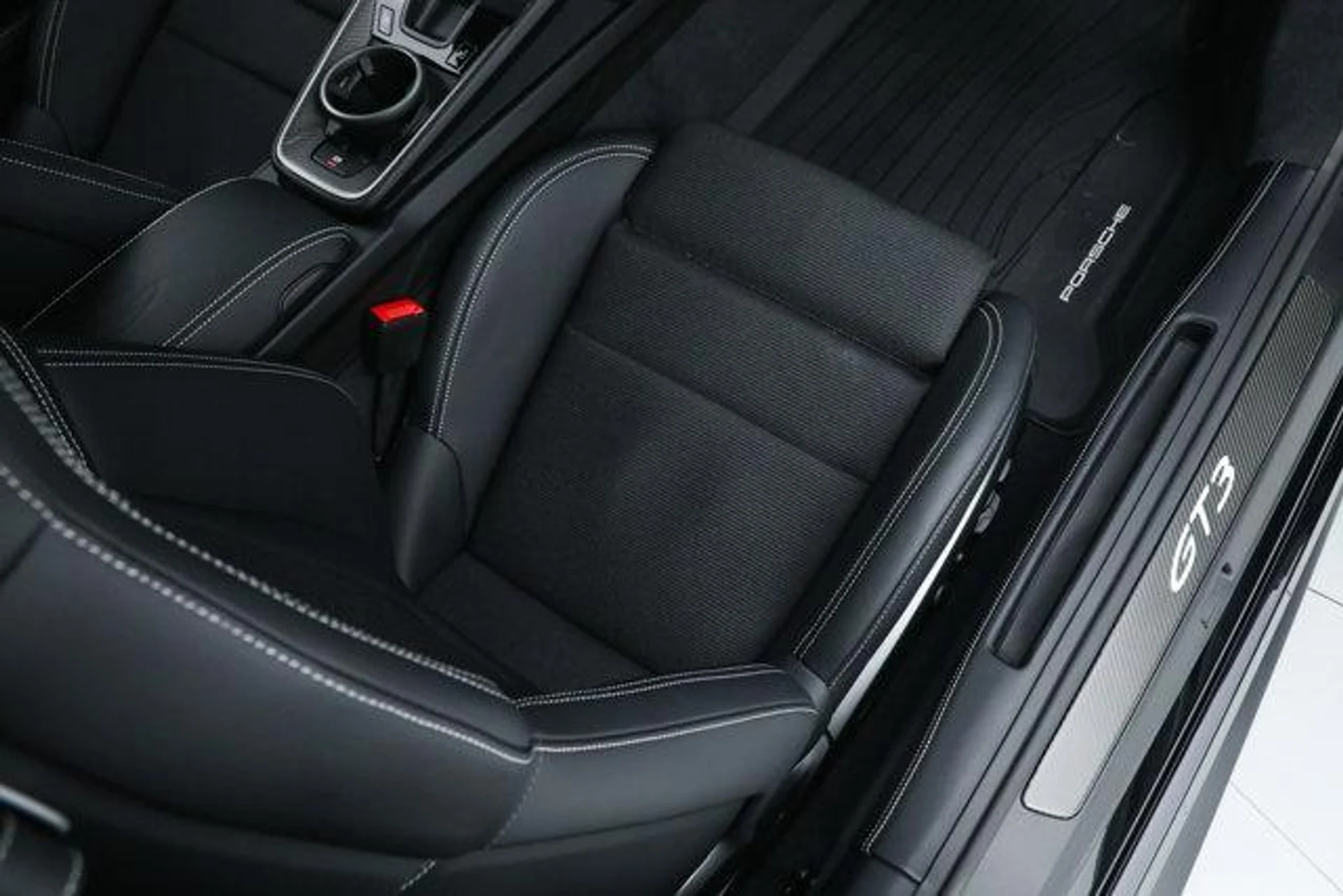 mph017_2856705007_Ut_Ntwsm0_MT_2_V_Npk2k_X_3lqm2_F0_U_1592fb85ca