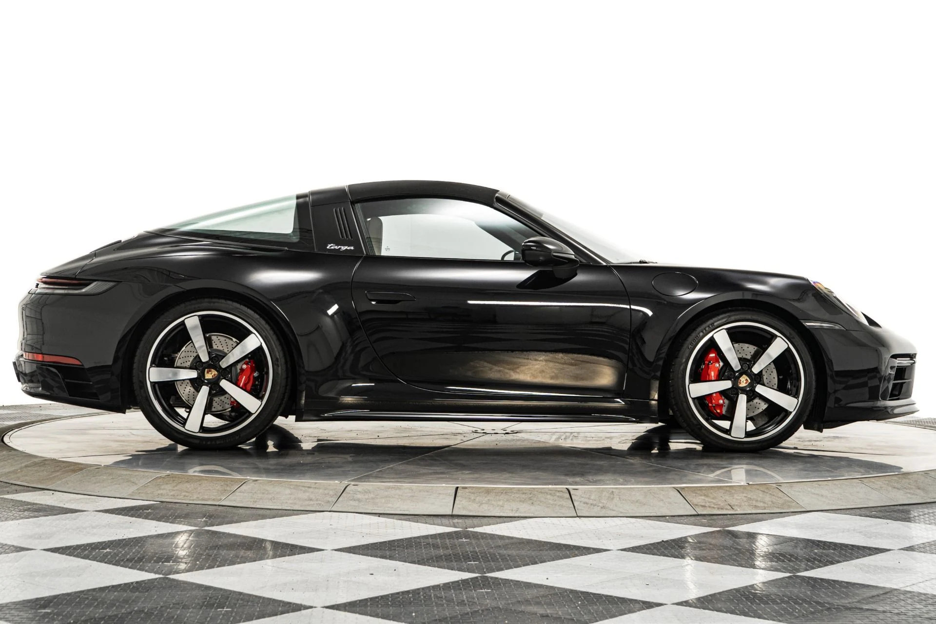mph017_2859965127_Used_2024_Porsche_911_Targa_4_S_Low_Miles_Sport_Package_Premium_Package_1781229311_c89ff08a22
