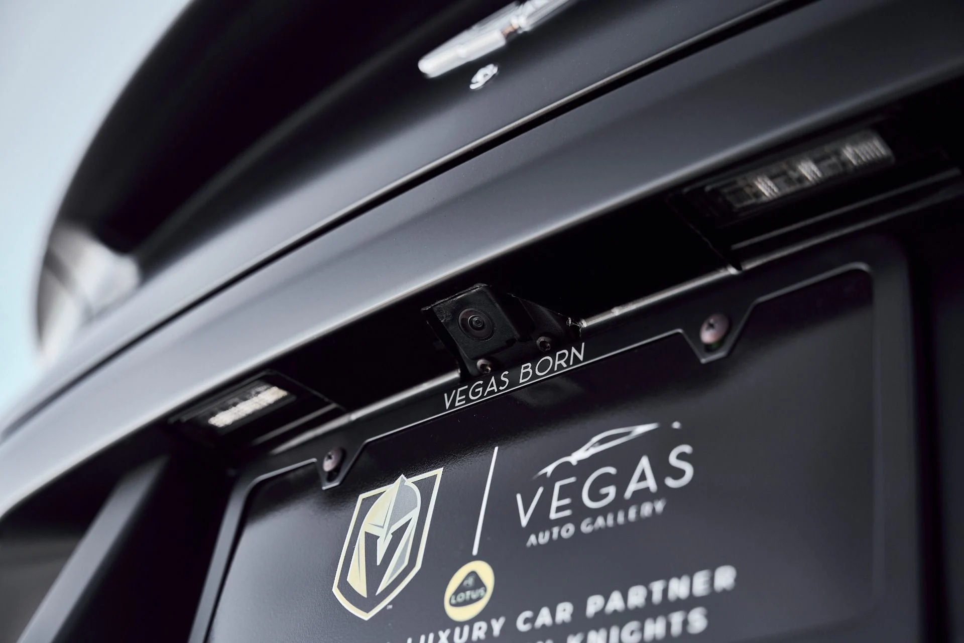 mph017_2862213656_Used_2014_Aston_Martin_Vanquish_V12_1773193793_d5aaa79a47