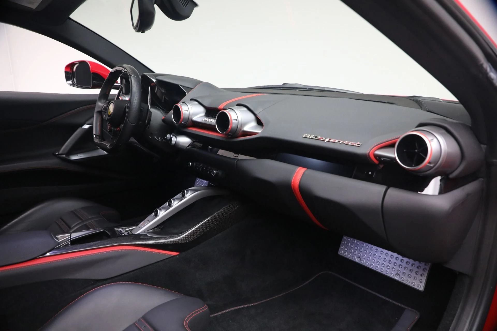 mph017_2872516878_Used_2018_Ferrari_812_Superfast_1782848495_2d233ebfc6
