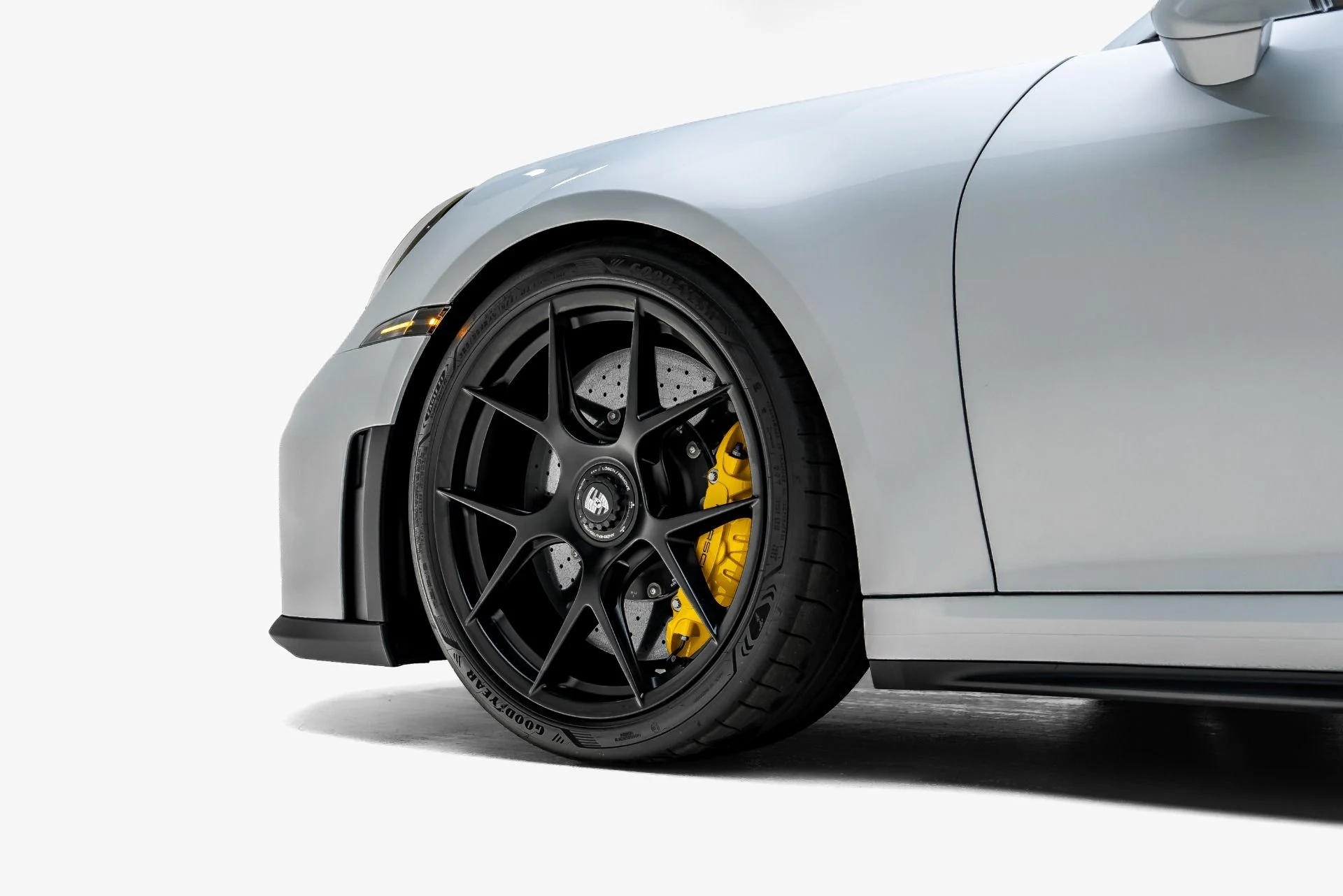 mph017_2873465822_Used_2026_Porsche_911_GT_3_Touring_1784674789_9e3345d7de