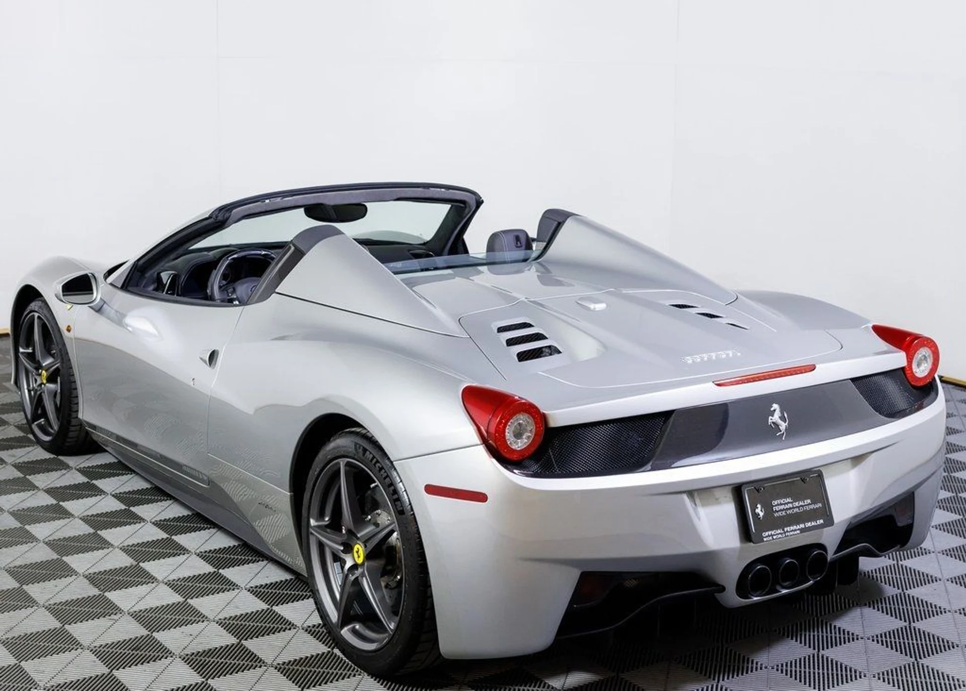 mph017_2876708682_3f7c263ef4f3bf9e3ee43dd498d02c51_0f6c327a98