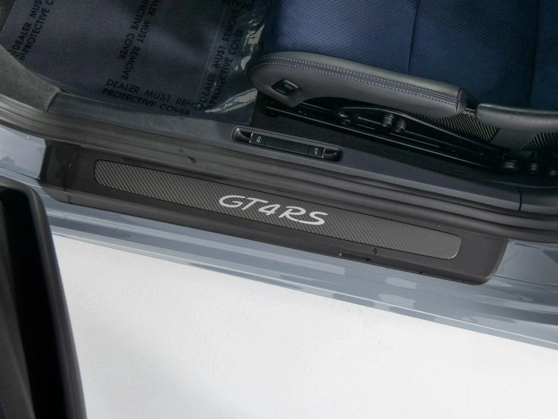 mph017_2876877775_3_Pyiosy_LI_2qh_IE_Lj_Ihy_D_Bi_Km_Aw0_025efdb7dc