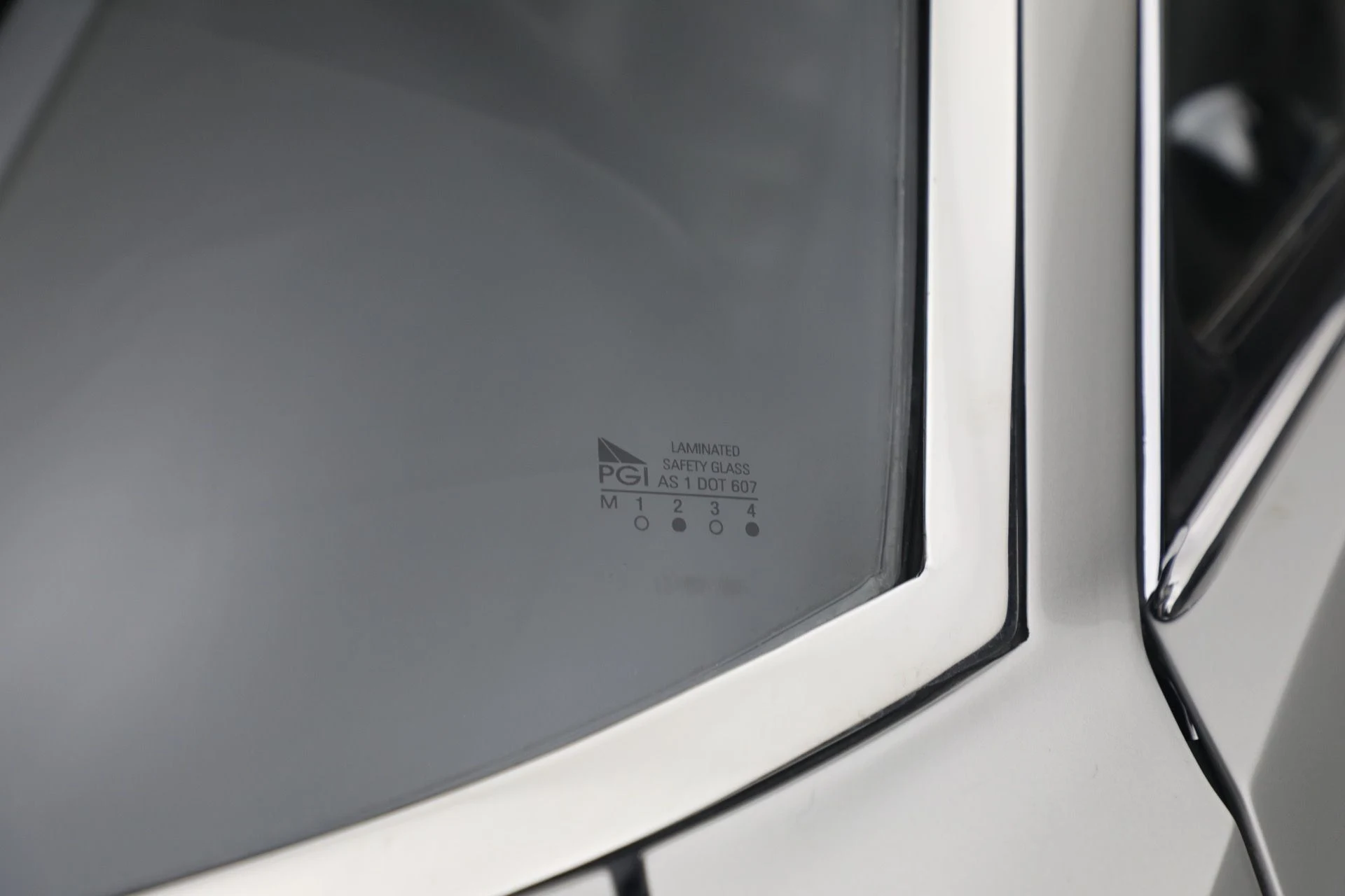 mph017_2878064314_Used_1971_Ferrari_365_GTB_4_Daytona_1770668334_9152c184a4