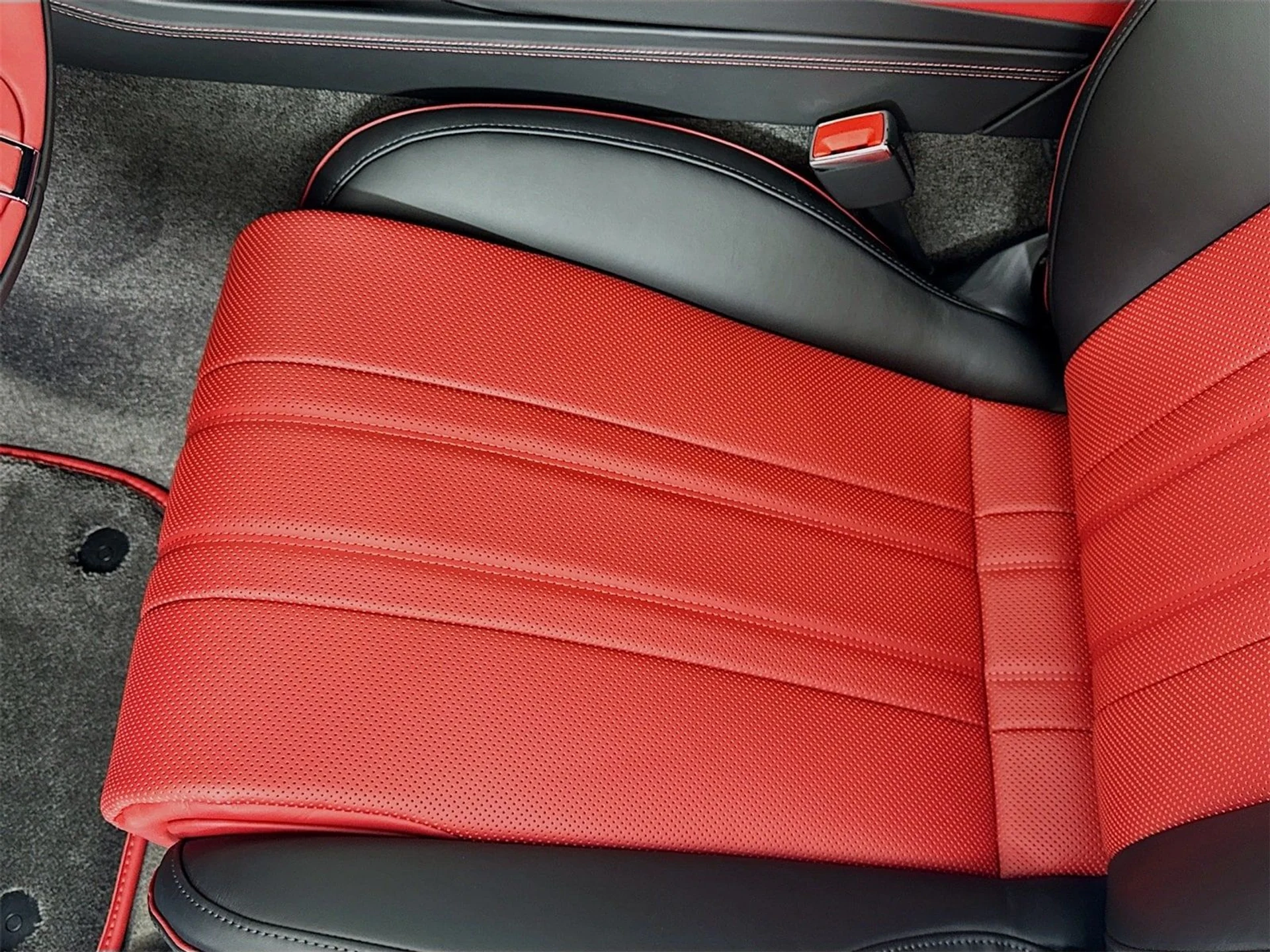 mph017_2881836356_10efc9cd10683ef9885eb64f044cbf4ax_d27734d2b1