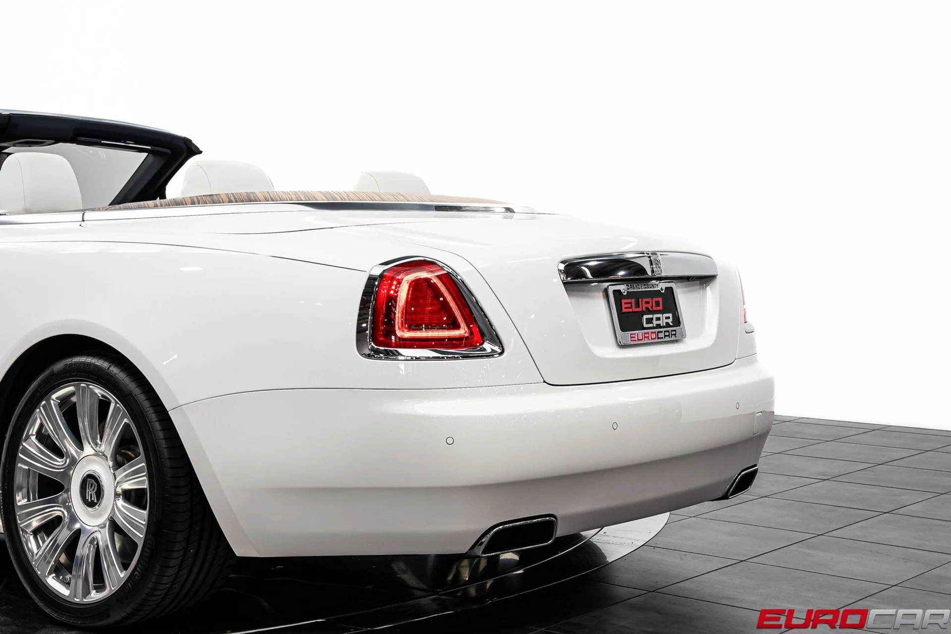 mph017_2884293298_image_18_fd9e8759e3