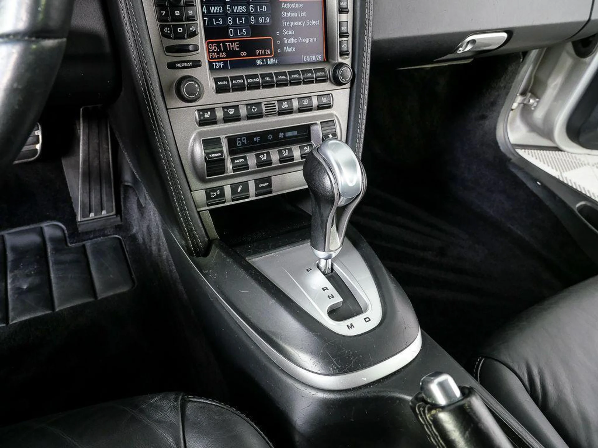 mph017_2889876080_l_U_Km9_W_Xj3ex_W5yf_Of060_Ll_C5f_II_90edcf6c64