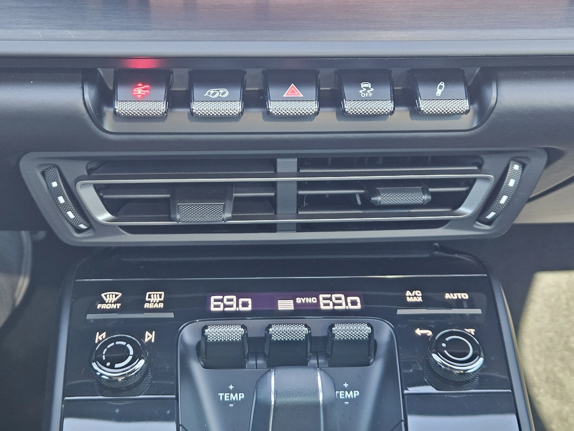 mph017_289256644_70c77f2a3c356e976ea413c089f73ef3x_bc5605c756