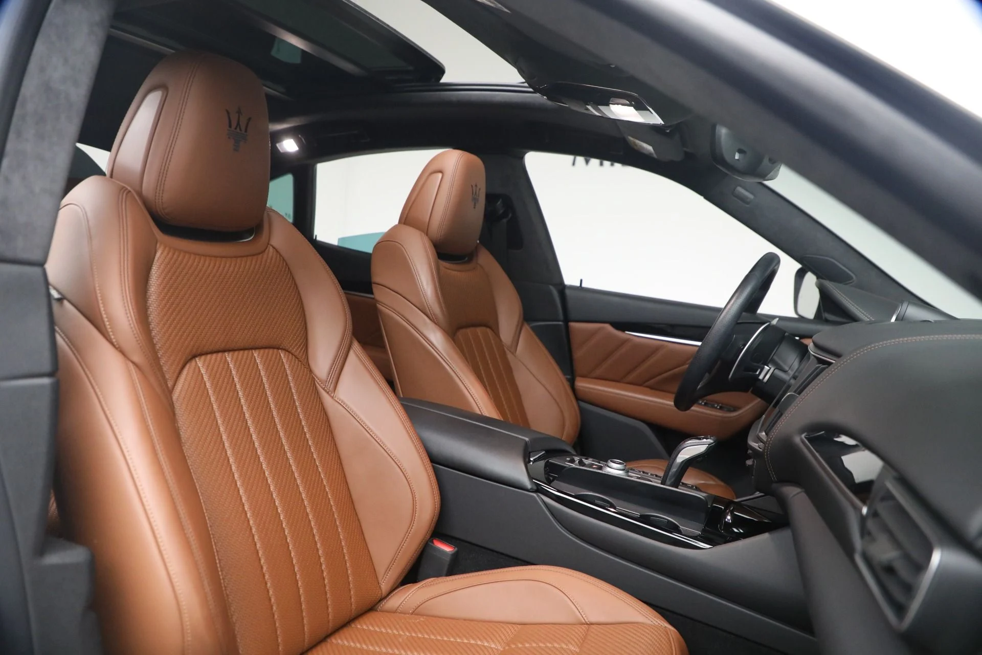 mph017_2895360604_Used_2022_Maserati_Levante_Modena_1765059797_a09ab7670b