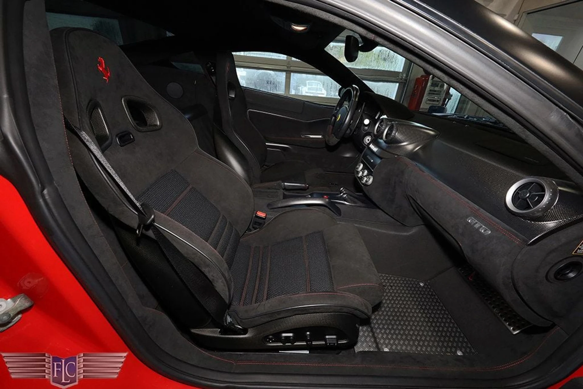 mph017_2900384220_used_2011_ferrari_599_gto_2drcoupegto_9689_22921279_18_1024_d440fe2d3e