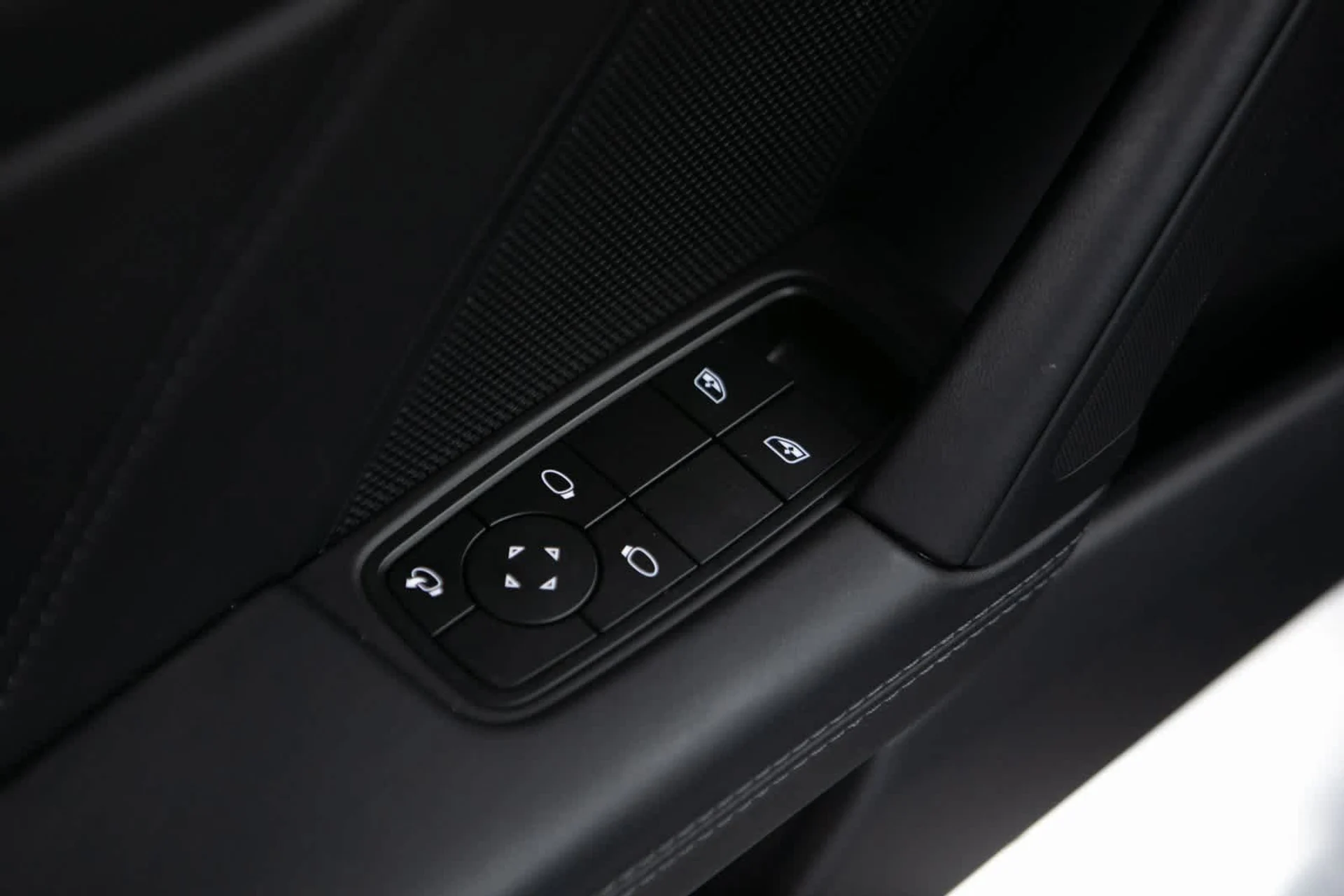 mph017_2906830168_7f583ab450a87505de8a4d3f89d5fd70x_581bd51988