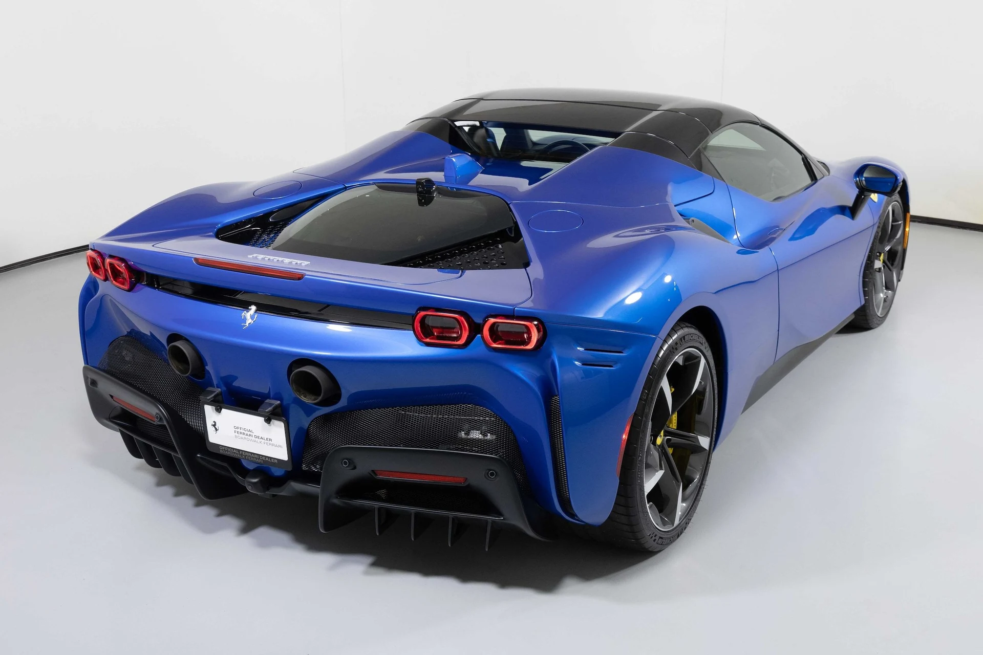 mph017_2915062839_f2797194cda9473cb7ea87b80104c3d7_3e53f9d6b9