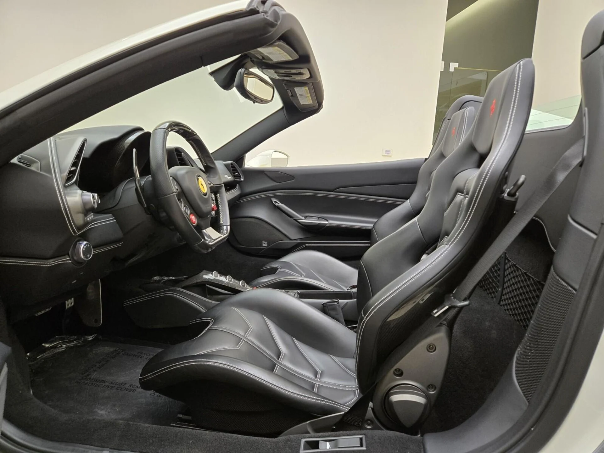 mph017_2933242910_Used_2019_Ferrari_488_Spider_1761634740_2c51b559fc