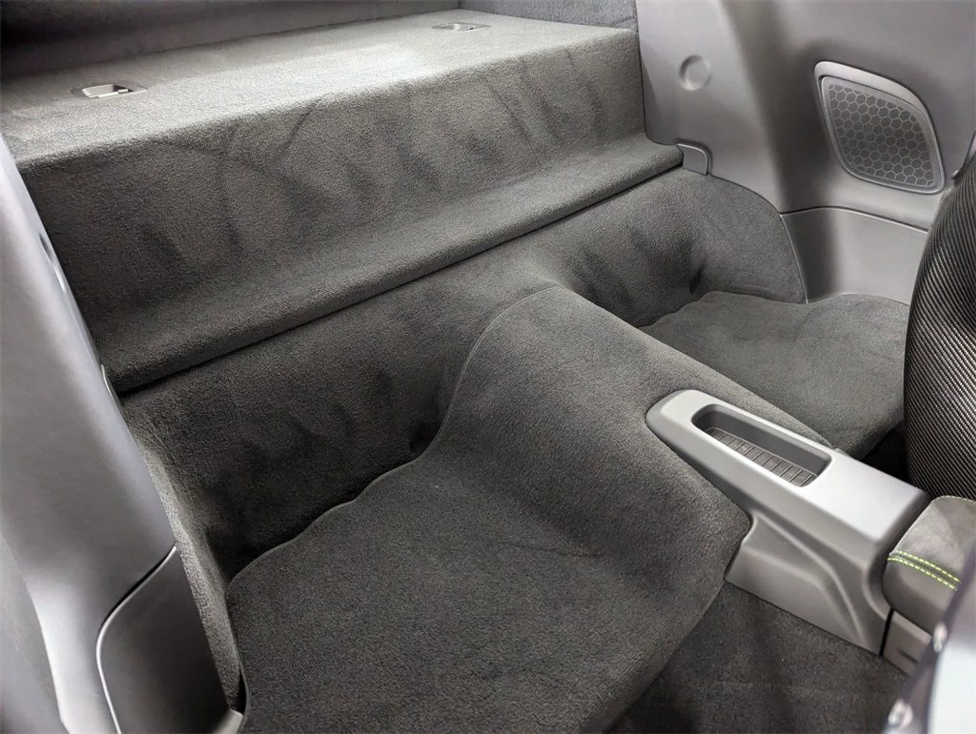 mph017_2935337357_259e2f4f6ee8b64f6f3c9eba7c64eca4x_5ff06af992