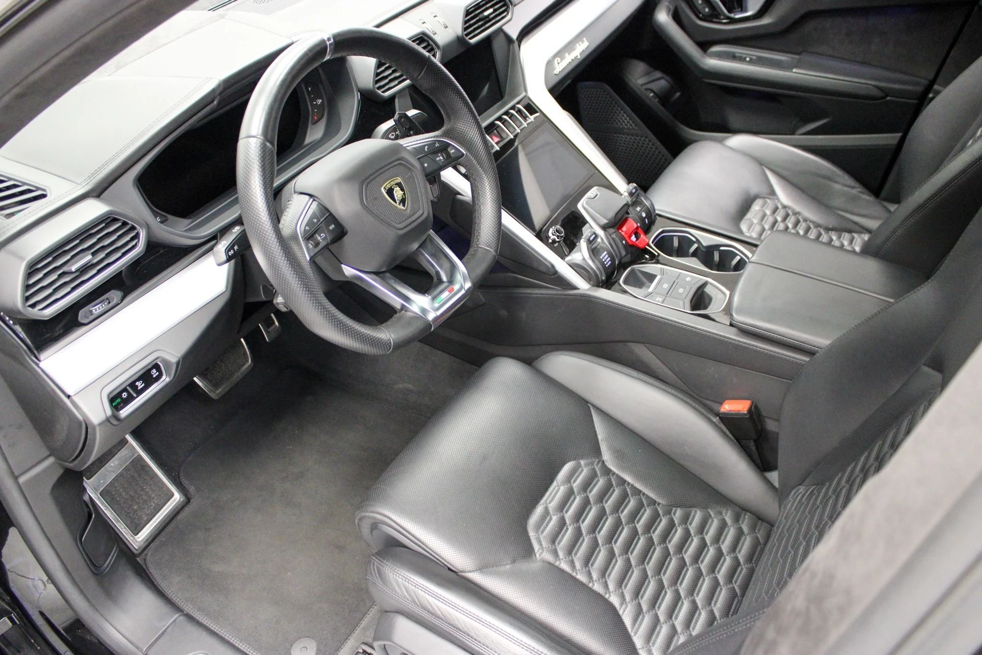 mph017_293723962_4731e84a41a342d83c8e1638be75b805_34ae2f373c