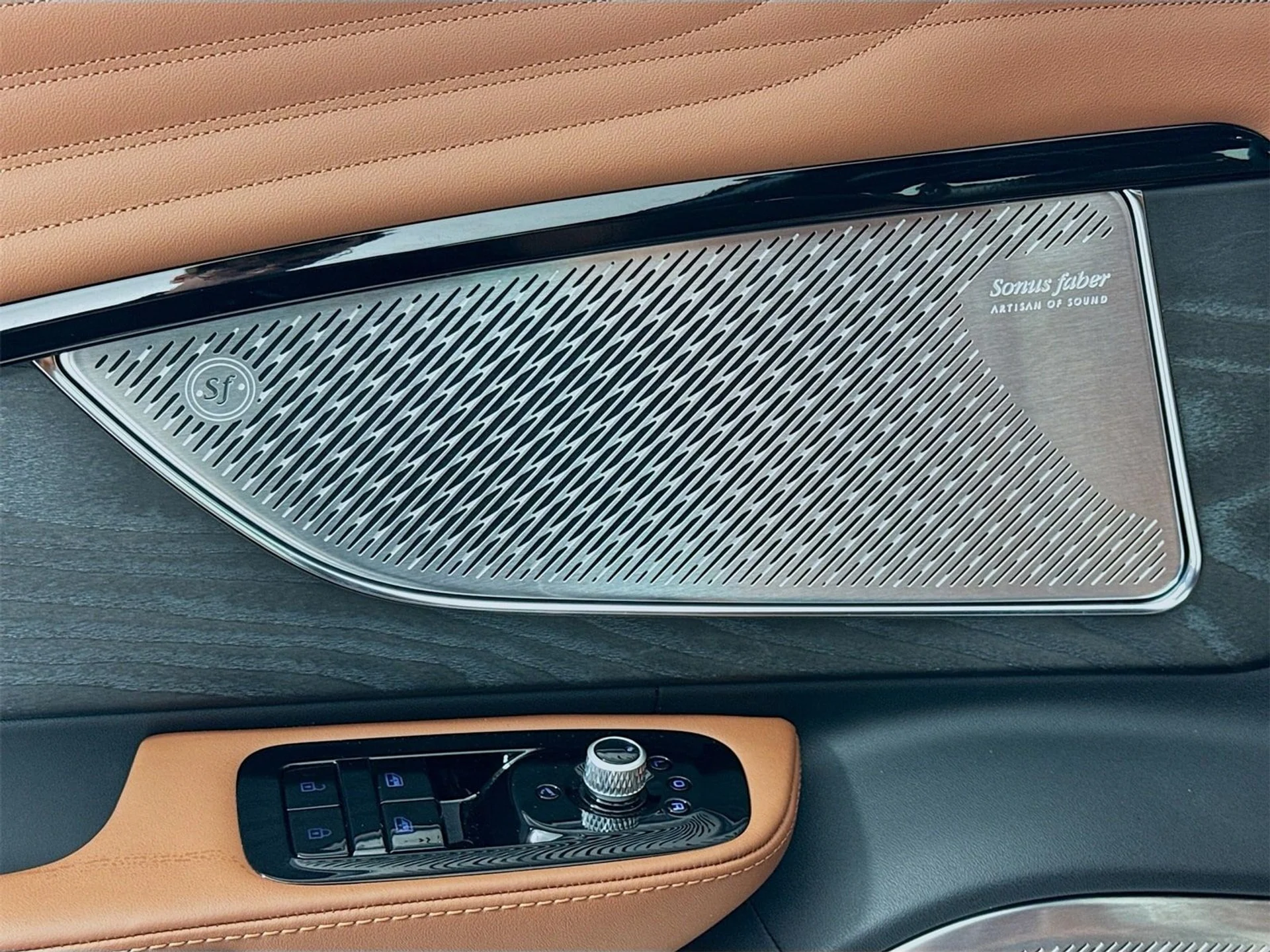 mph017_2940527312_1ffba3327f49d30c361a4b660fcfad5fx_acb4faa3f7