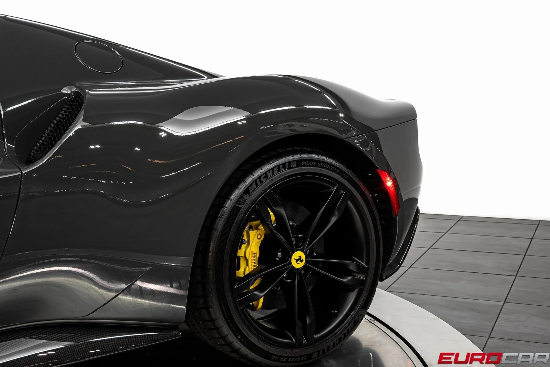 mph017_2943307227_image_18_b4de228360