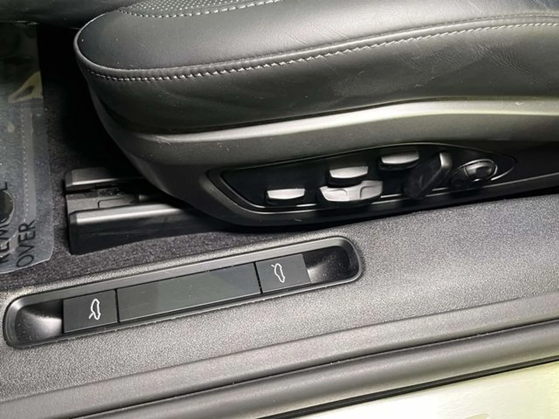 mph017_2948525012_56cf22b4fffbbf4d15eb2f5ace8de03dx_ec42a35159