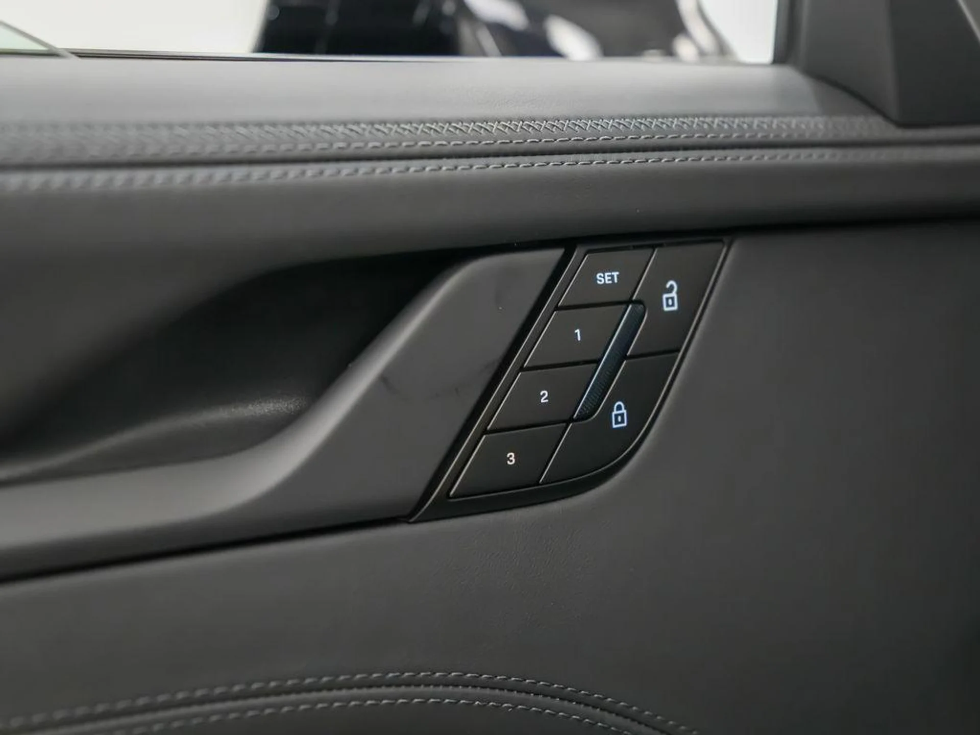 mph017_2960276861_Wb_V_Zg0wduq0b_Mi_L5ko0a_TCL_8hts_5dff949f2a