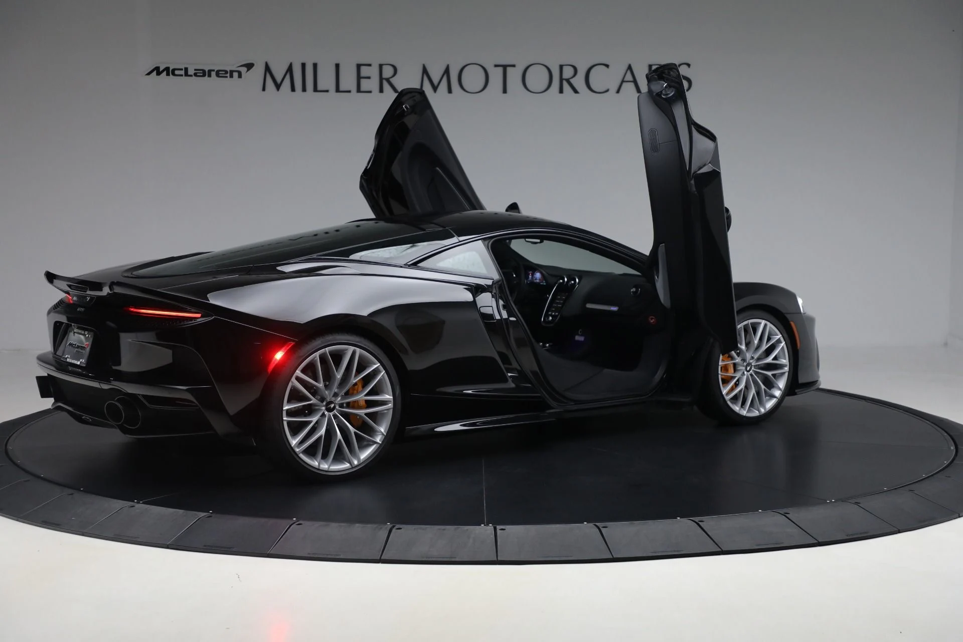 mph017_2964196090_New_2025_Mc_Laren_GTS_Tech_Lux_7255220315