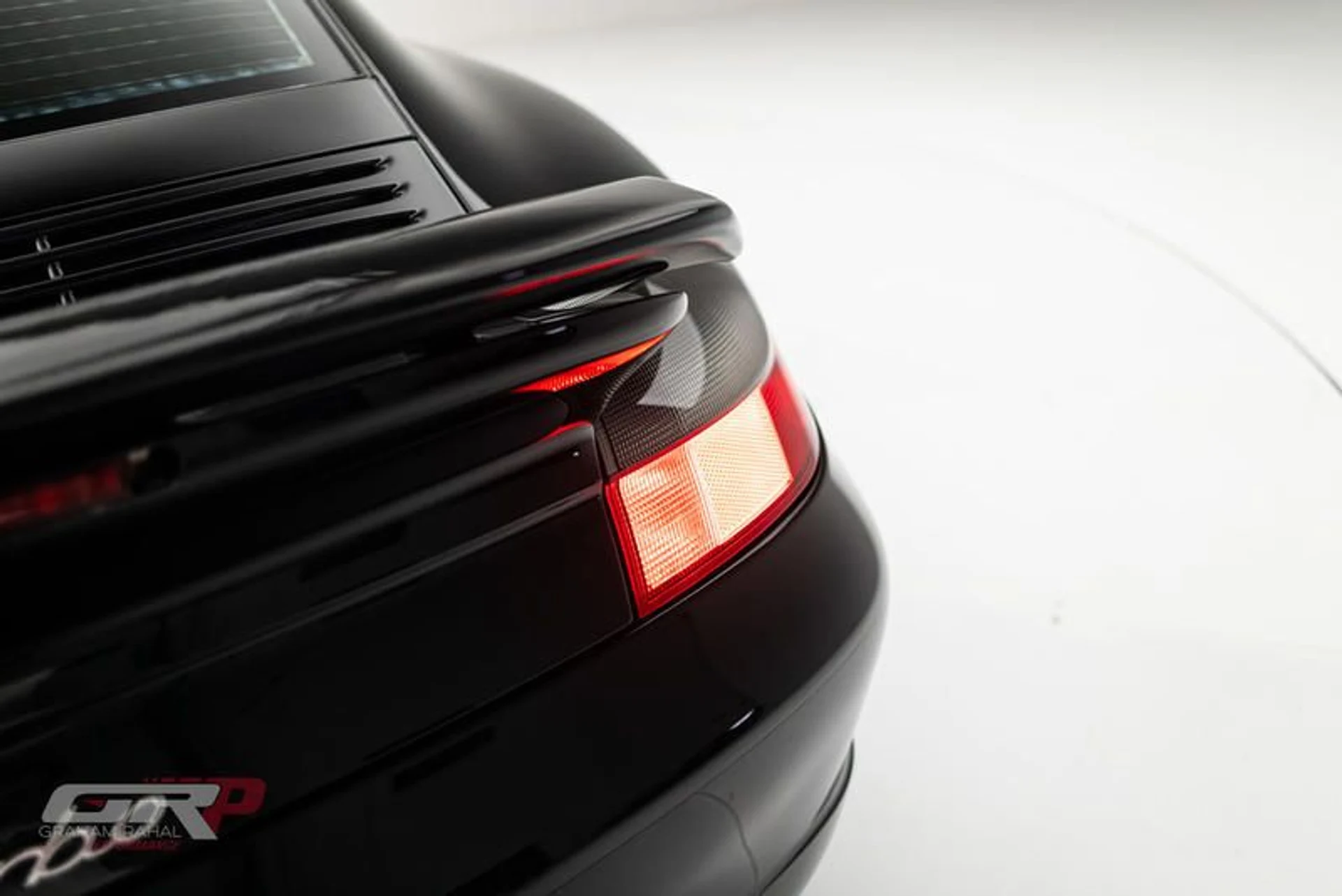 mph017_2971685701_72_CF_8885_D99_E_4_E06_892_C_A5_EB_59687477_03daf8f16d