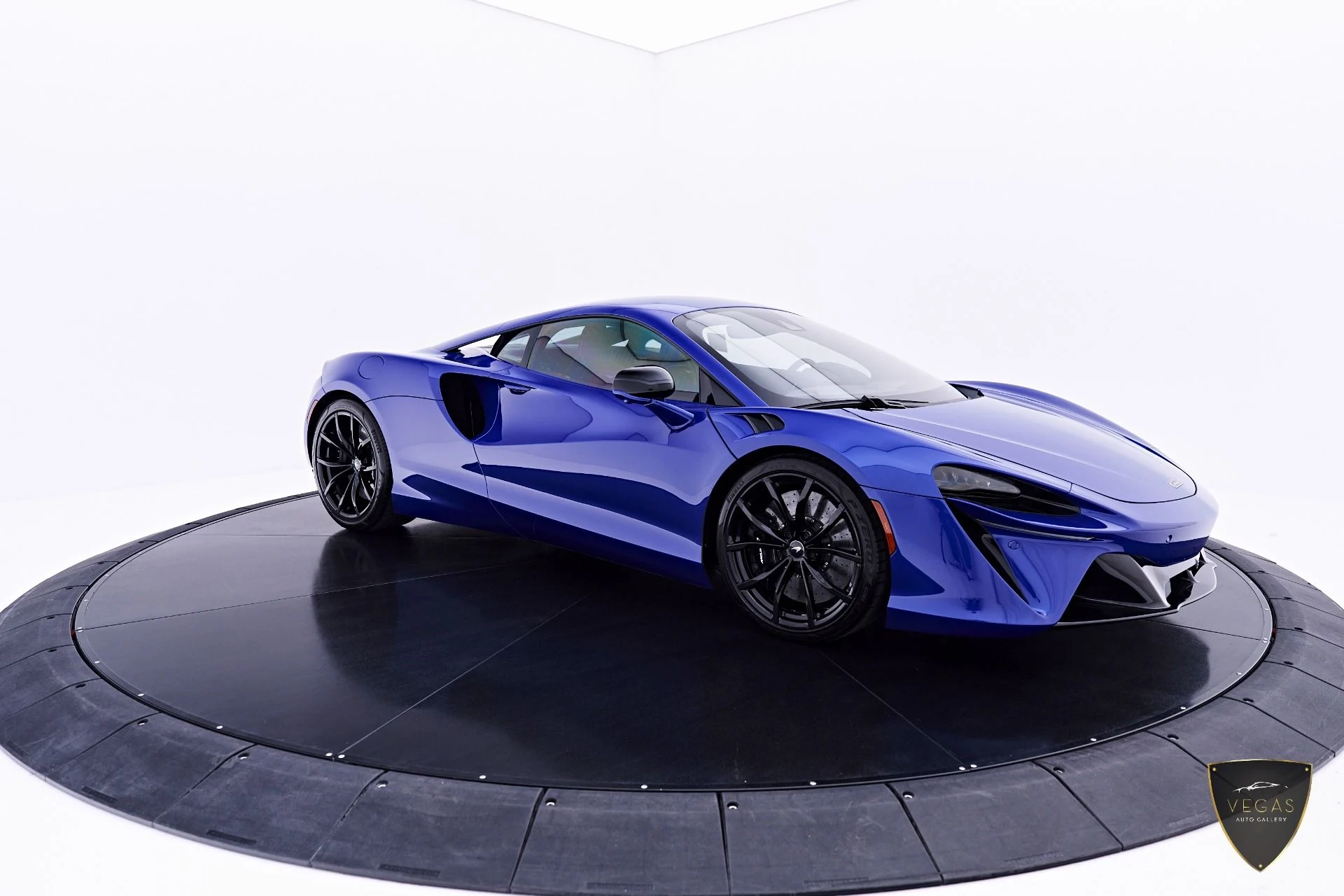 mph017_2972705159_Used_2025_Mc_Laren_Artura_Performance_1782521435_5465e9ca86