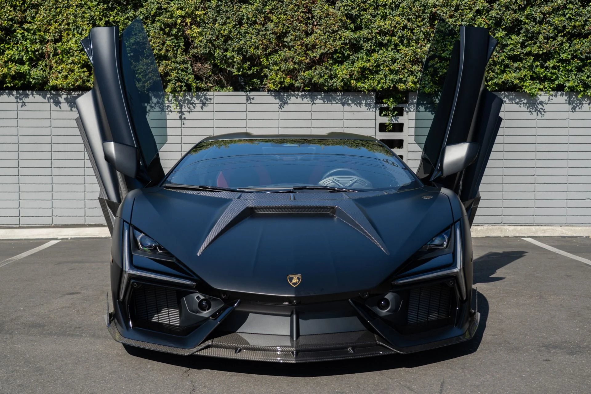 mph017_2975139800_Used_2024_Lamborghini_Revuelto_Mansory_1757354394_46307ecd98
