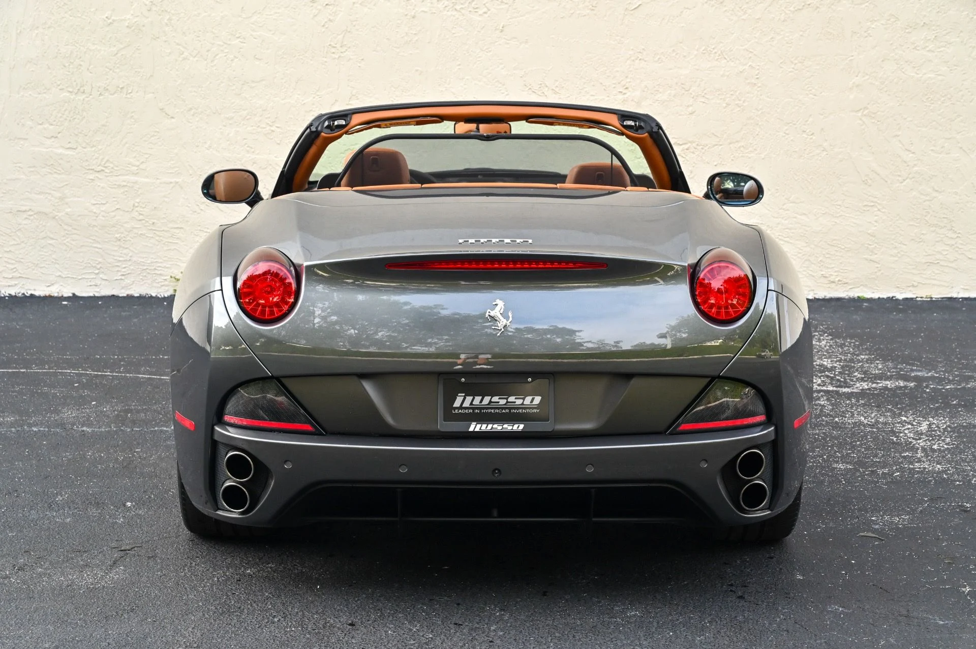 mph017_2978581596_Used_2010_Ferrari_California_1705612948_727f25c07b
