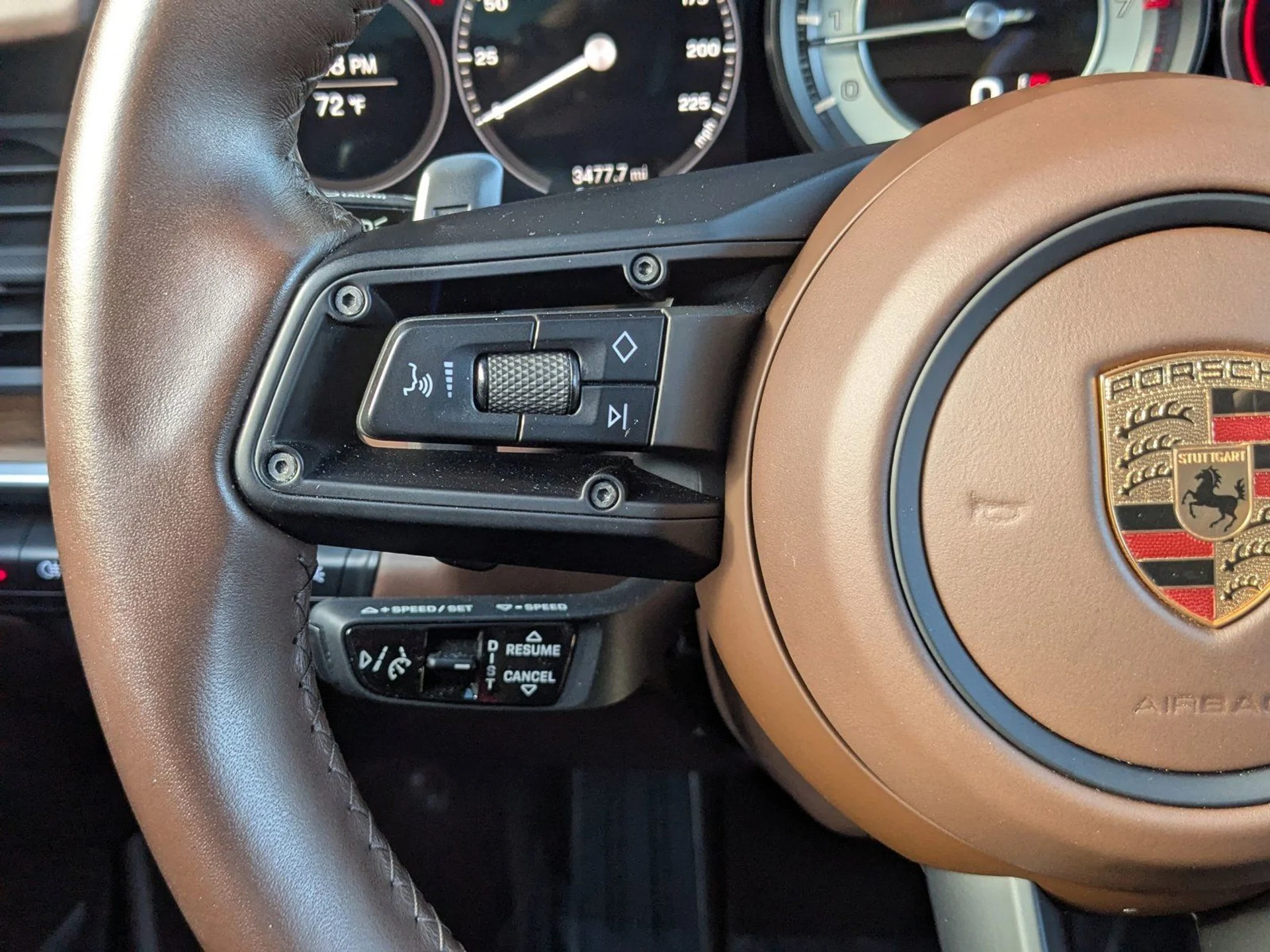 mph017_298656190_9f2b720e2c054efdff0faa8b6bc8dc18x_851c568281