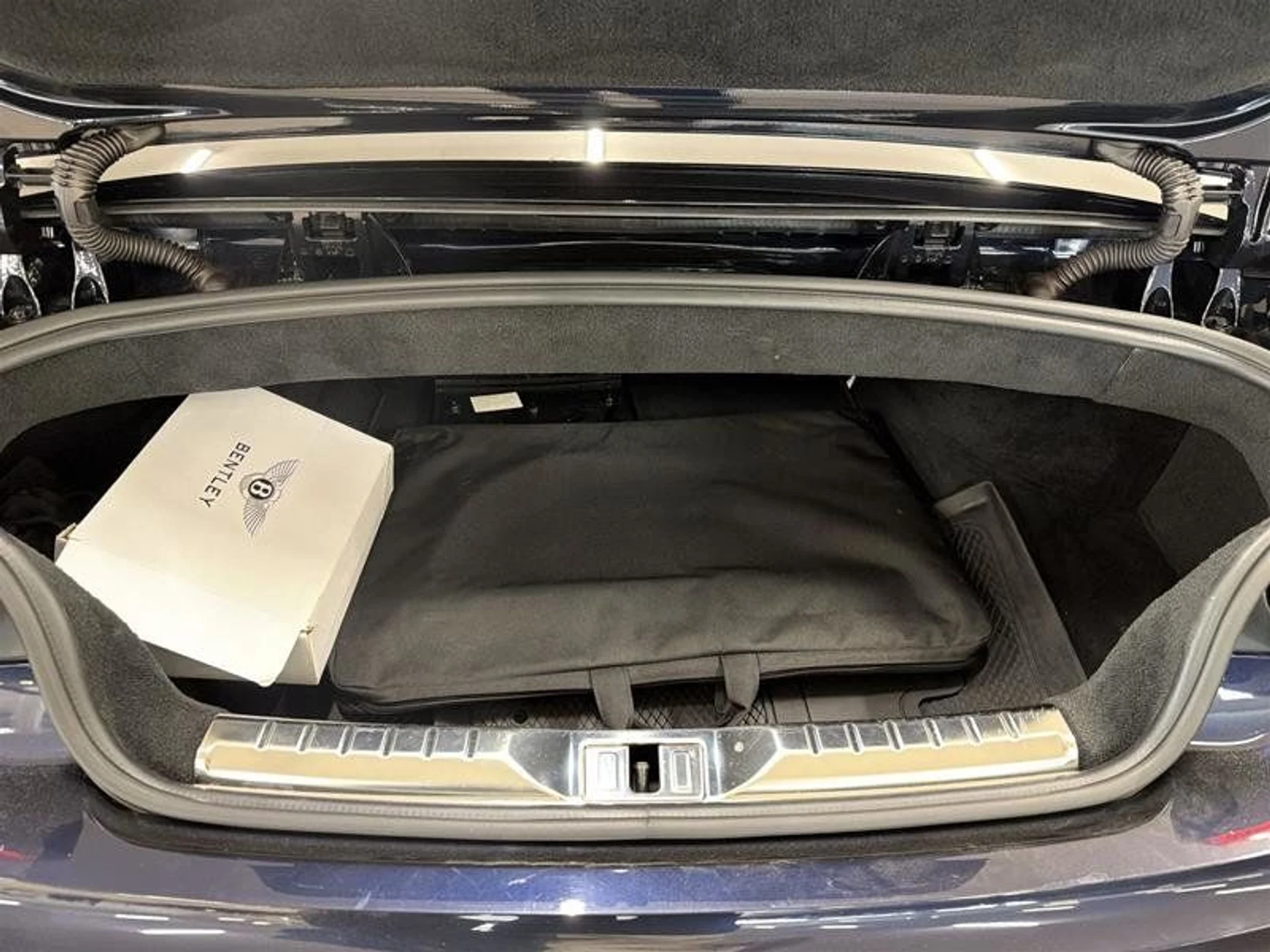 mph017_30002658_38301081_09728_h3enbao1_378bfa72bb