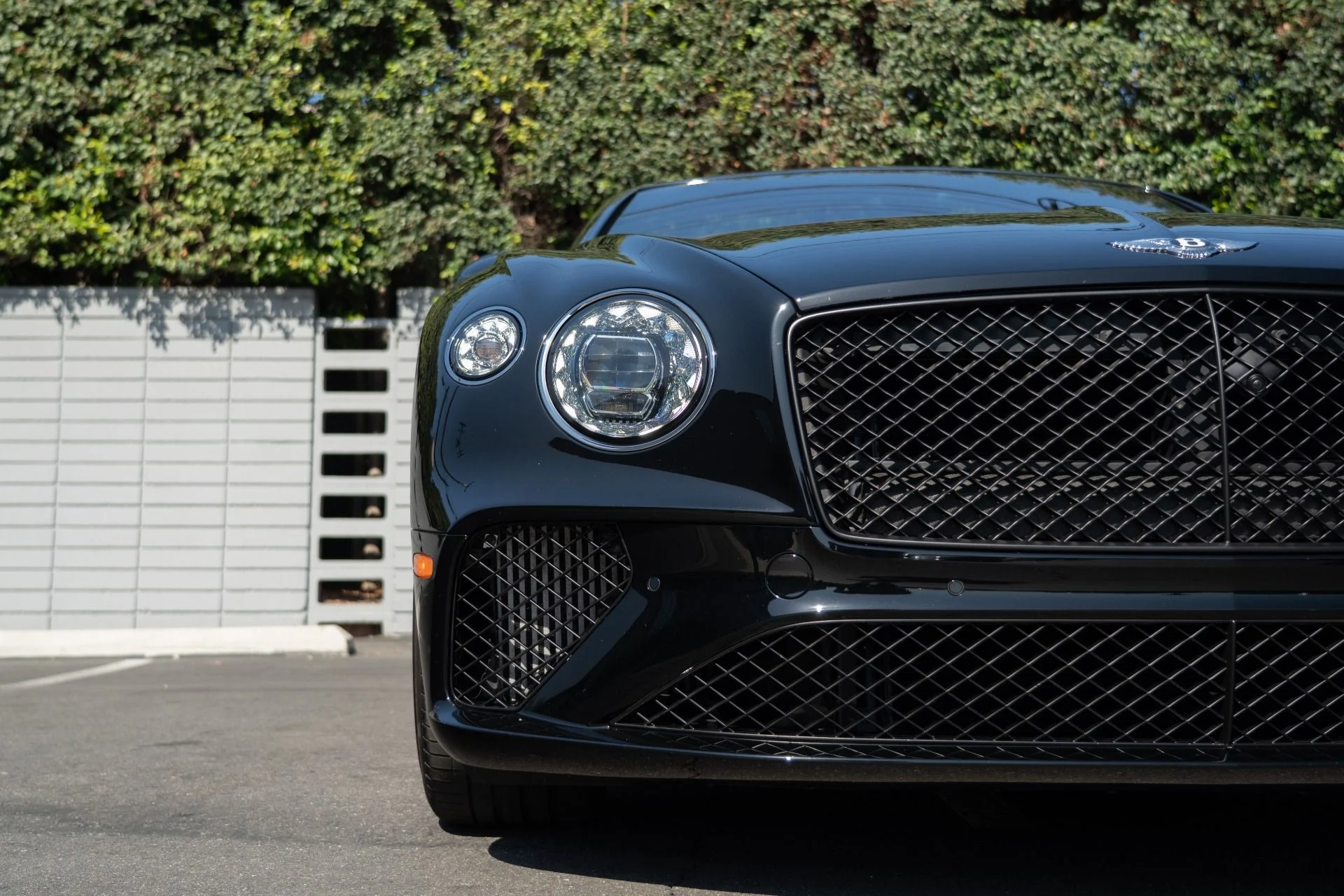 mph017_3002712602_Used_2023_Bentley_Continental_GTC_V8_1755892856_917d296219