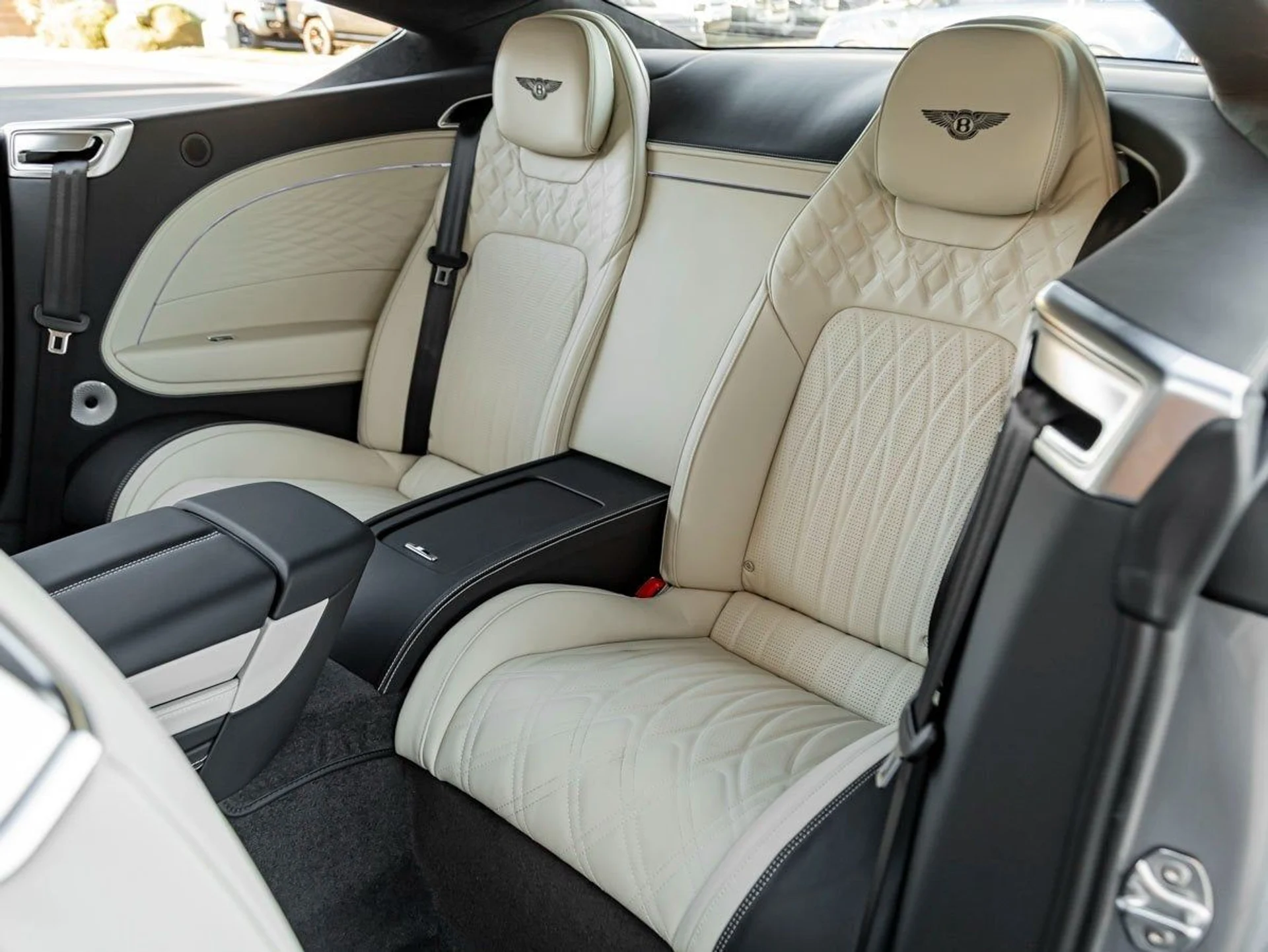 mph017_3006348933_18_3d0f897e65