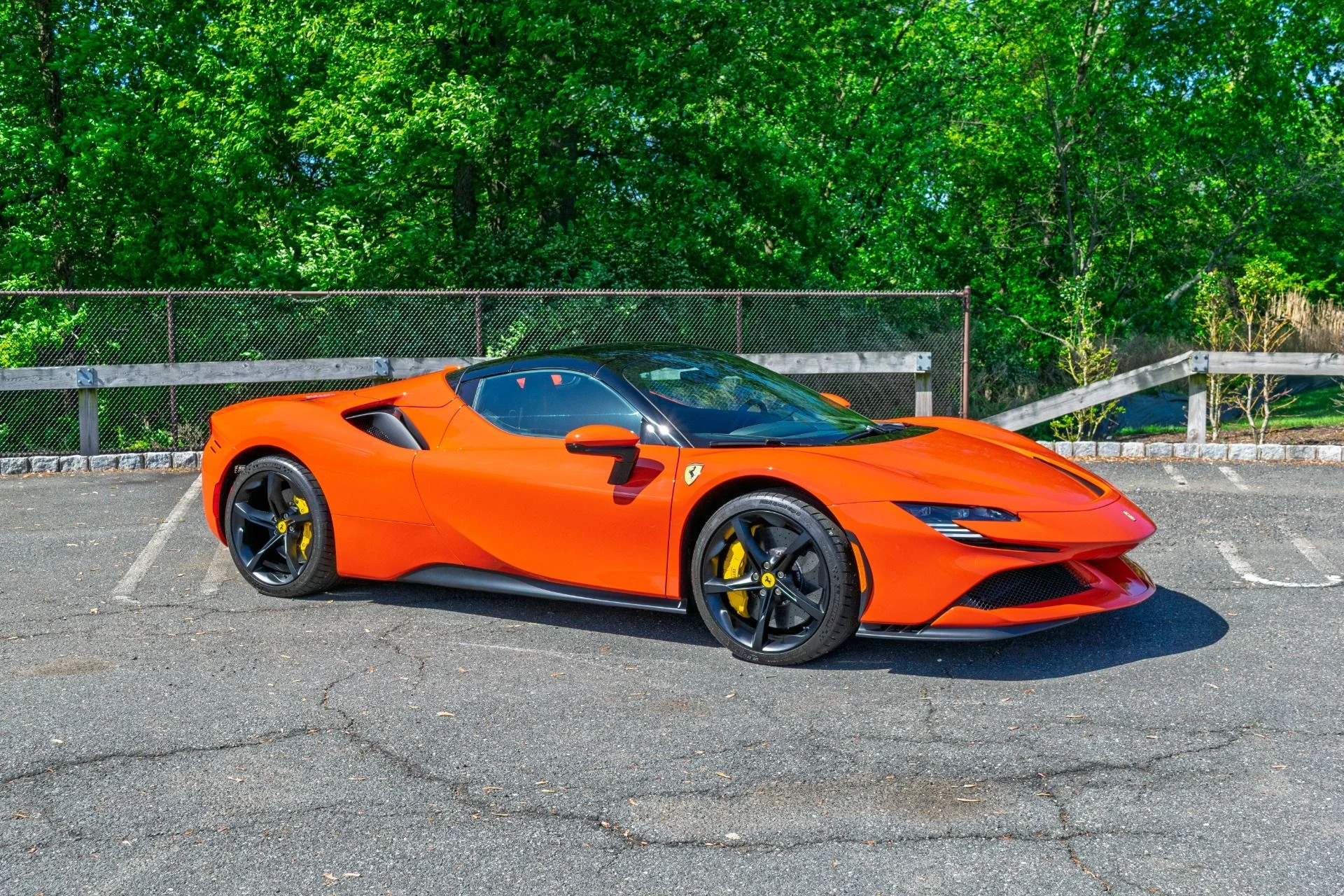 mph017_3012946502_Used_2025_Ferrari_SF_90_Spider_1747070888_62597a09e9