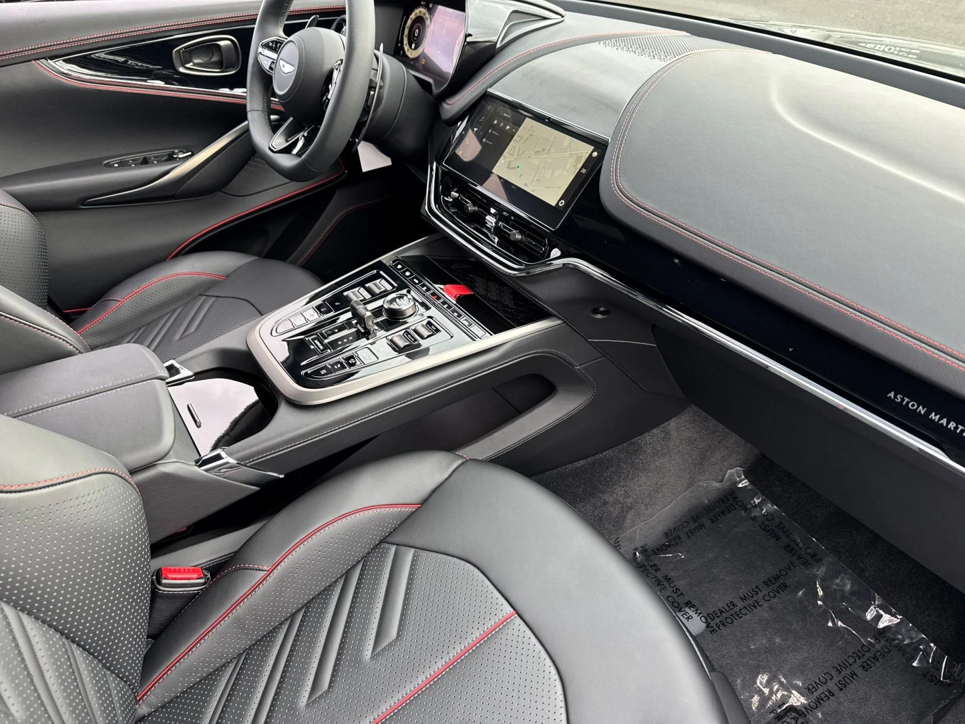 mph017_3015409701_New_2026_Aston_Martin_DBX_S_1769594653_4f50d4d455