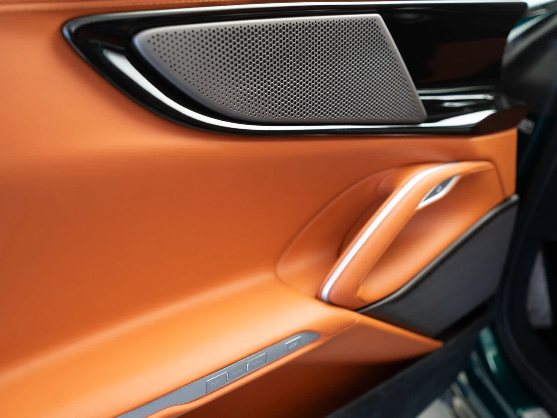 mph017_3024590262_515f824a4509a802b42a9e994d8ef41ex_de80d4e870