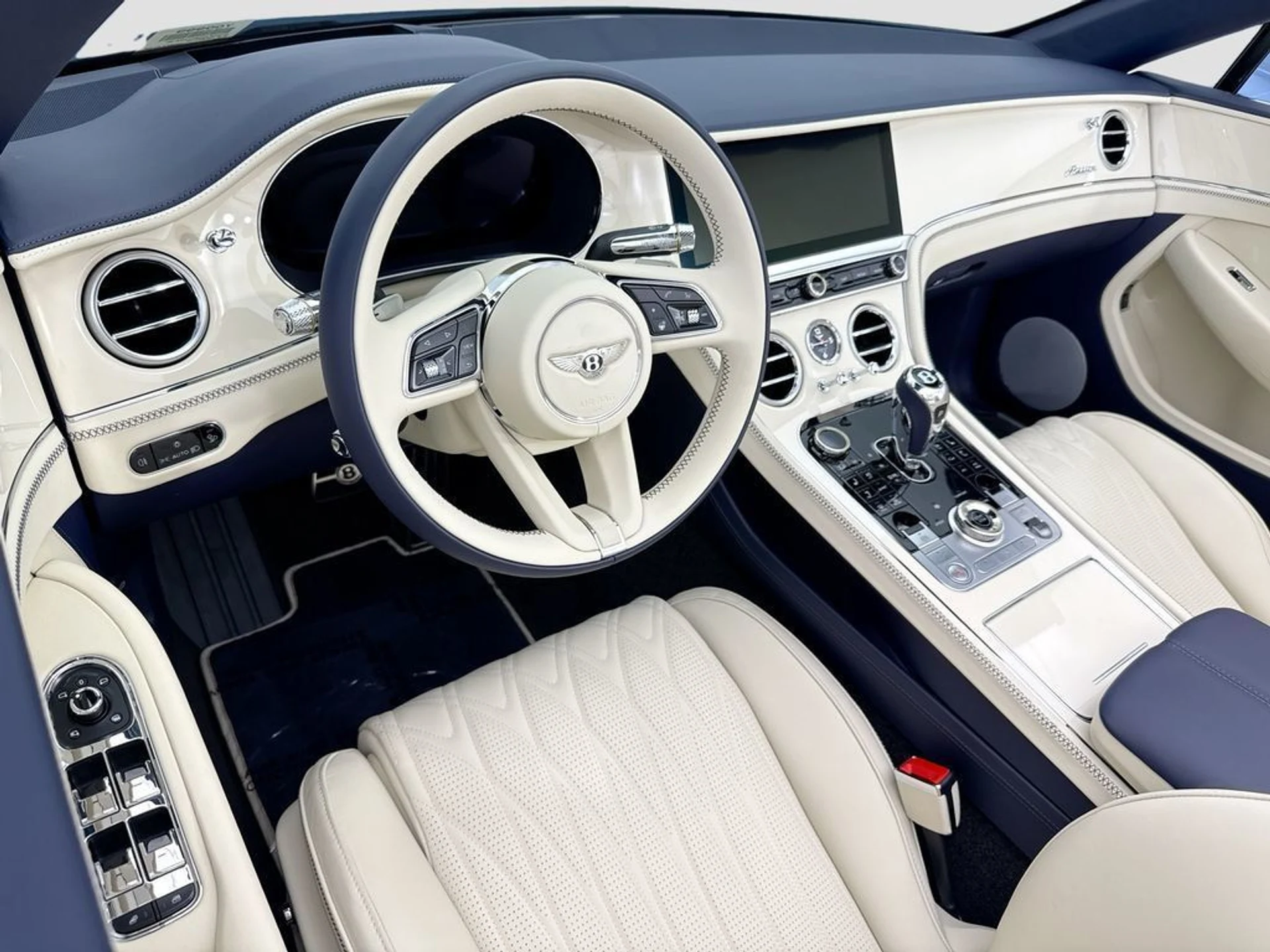 mph017_3028187765_new_2026_bentley_continental_gtc_8119_23033468_18_1024_1a0ddeb465