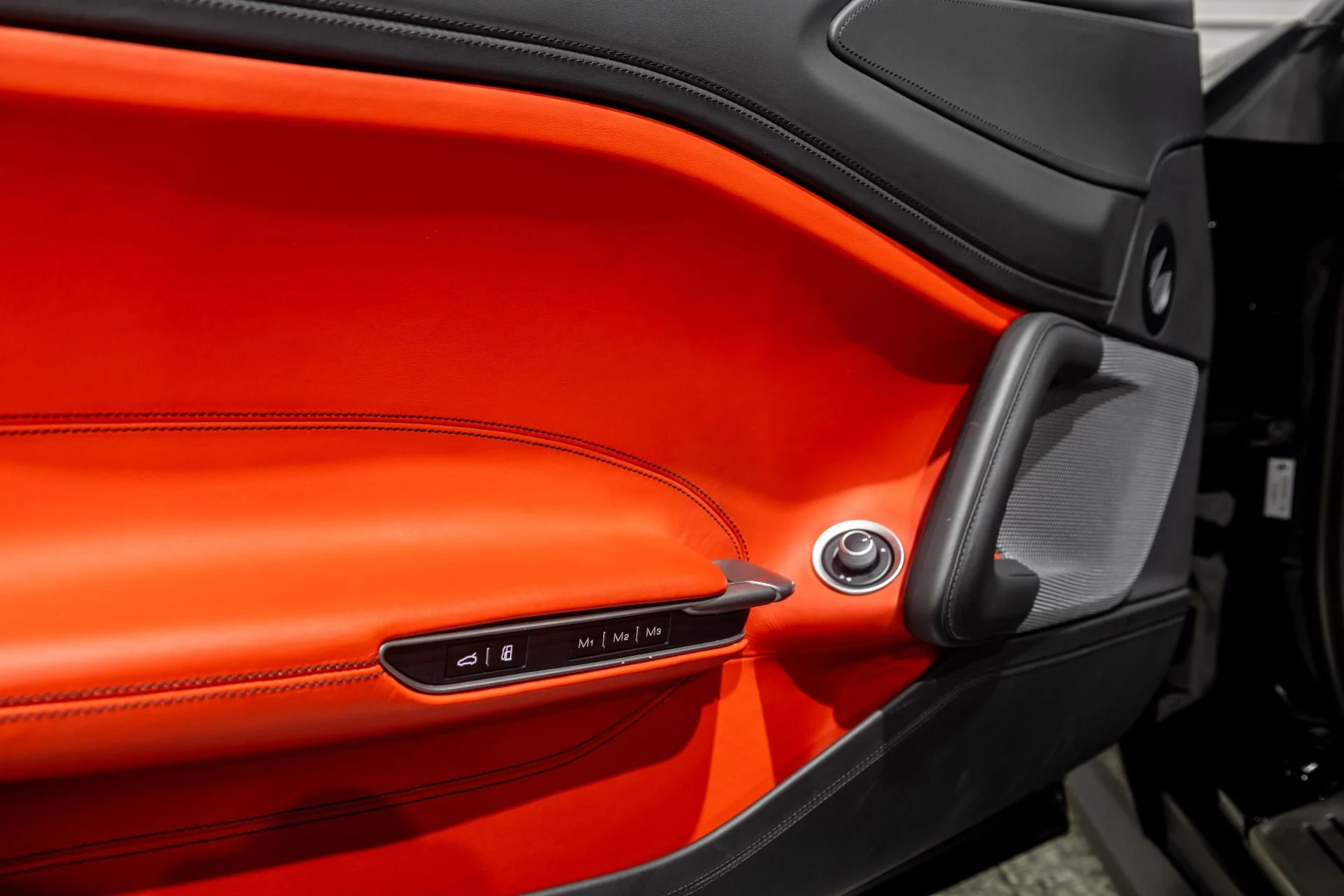 mph017_3032962396_Used_2018_Ferrari_GTC_4_Lusso_T_with_Novitec_Springs_DME_Tune_Velos_Wheels_IPE_Exhaust_Passenger_Disp_1654867168_1c86e1d2b1