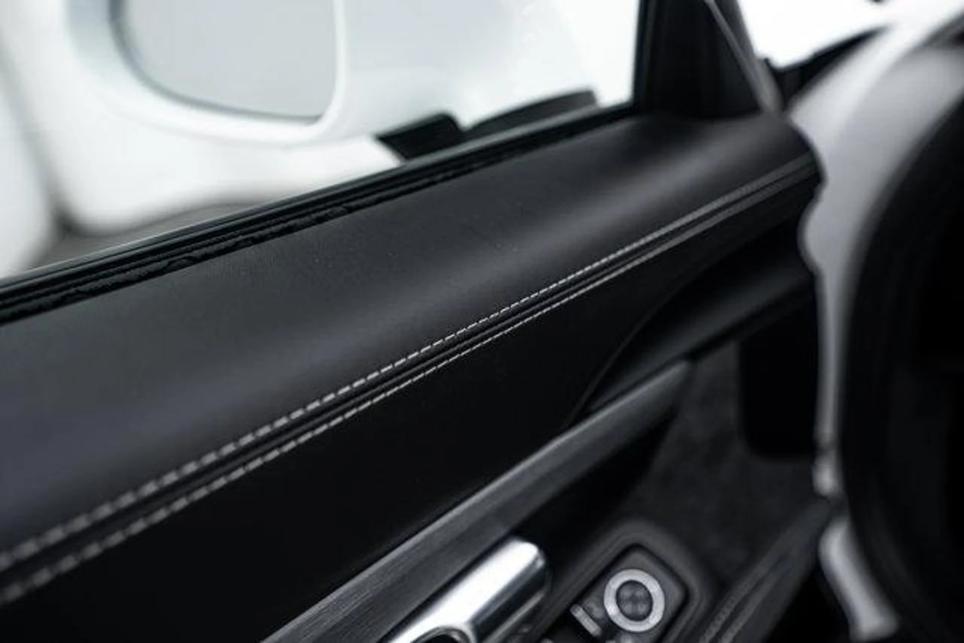 mph017_3035496490_l_E_Be_BV_5_Wa1_Wt9h_Uev_JG_Ih_M_Af_Hzw_c320644221