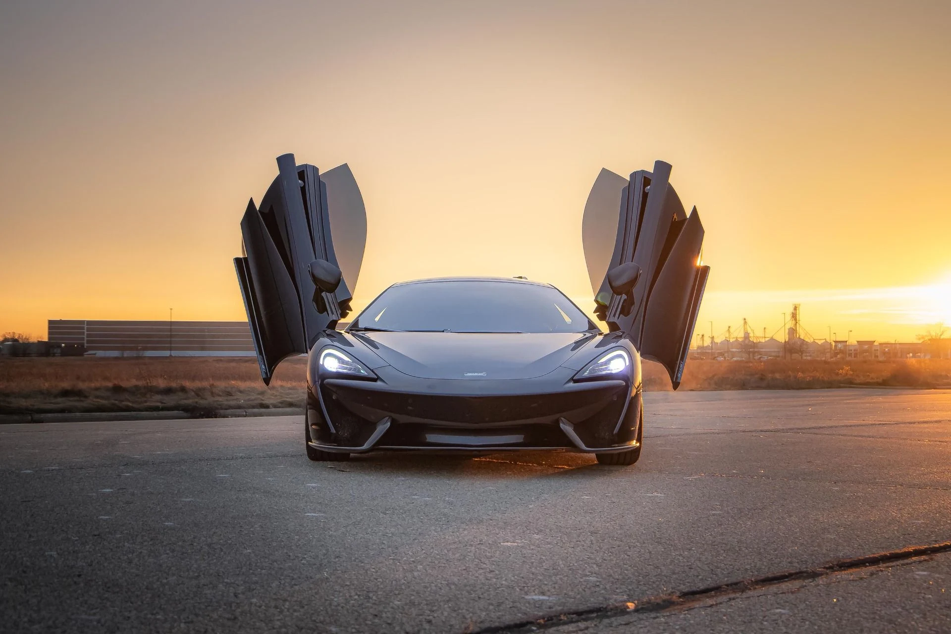 mph017_3038447911_Used_2017_Mc_Laren_570_GT_1773252832_f4183b9c44