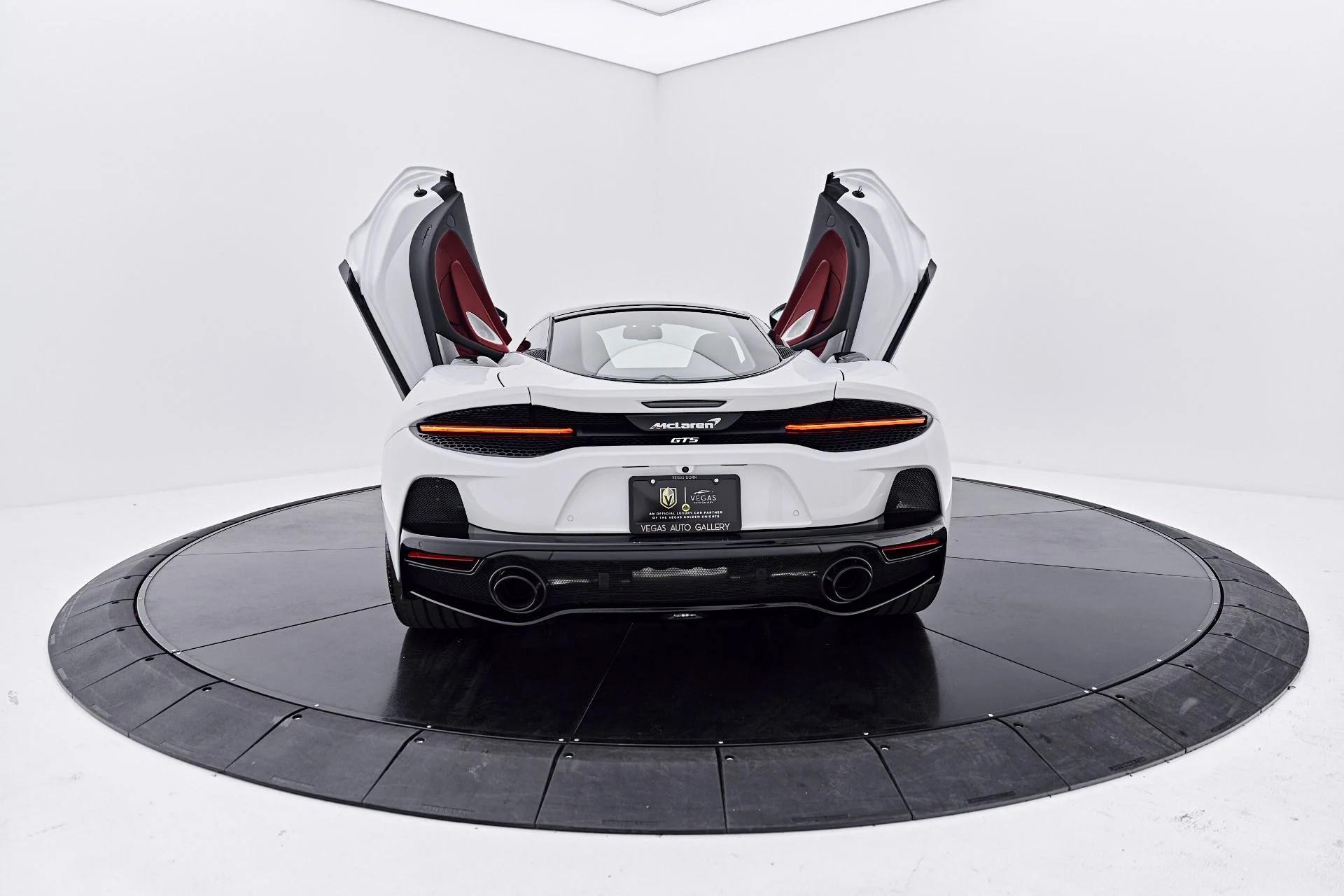 mph017_3041769336_Used_2025_Mc_Laren_GTS_1790357842_cd081a7696