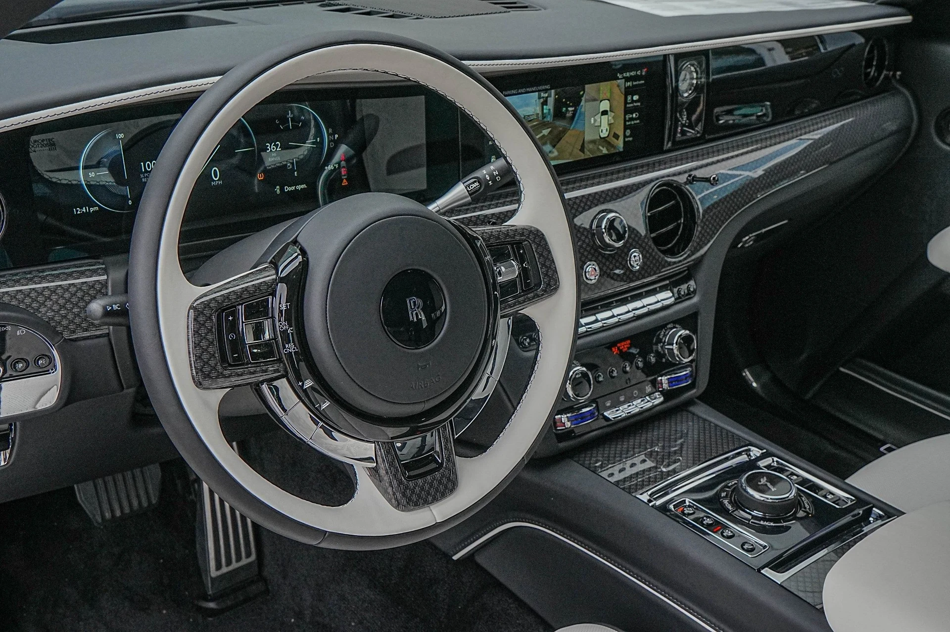 mph017_3042030006_Hi_Tech_Luxury_Imports_LLC_SCA_33_GZ_06_SU_228684_image_17_f0924cdfd0