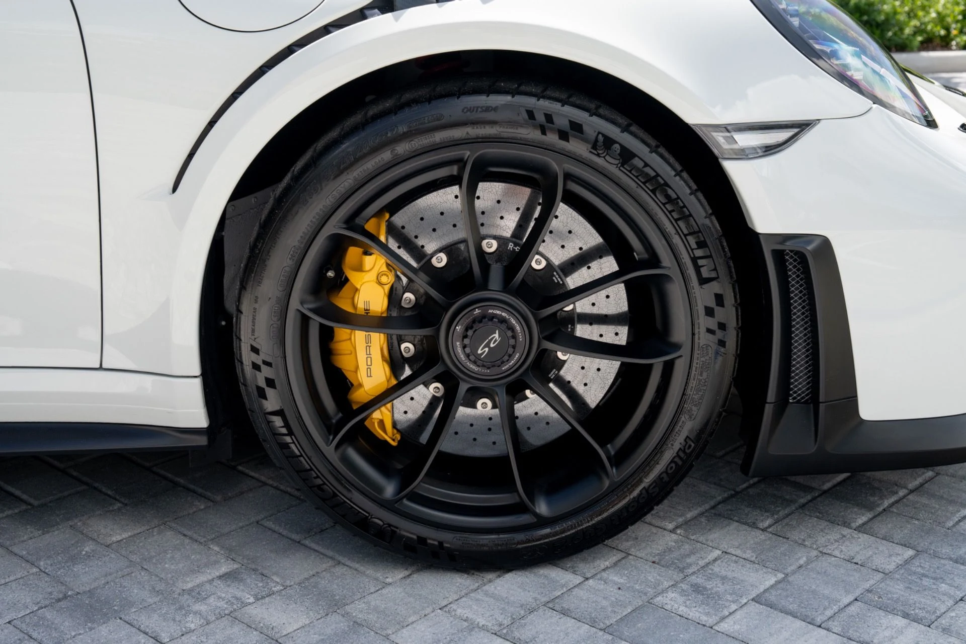 mph017_3047245352_Used_2018_Porsche_911_GT_2_RS_1782839837_f430f1035c
