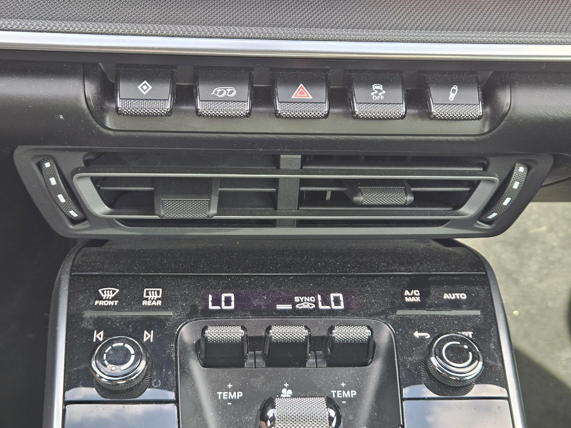 mph017_3047544716_a7a264fac3745ab8320cff9f393ae009x_aba4139a90