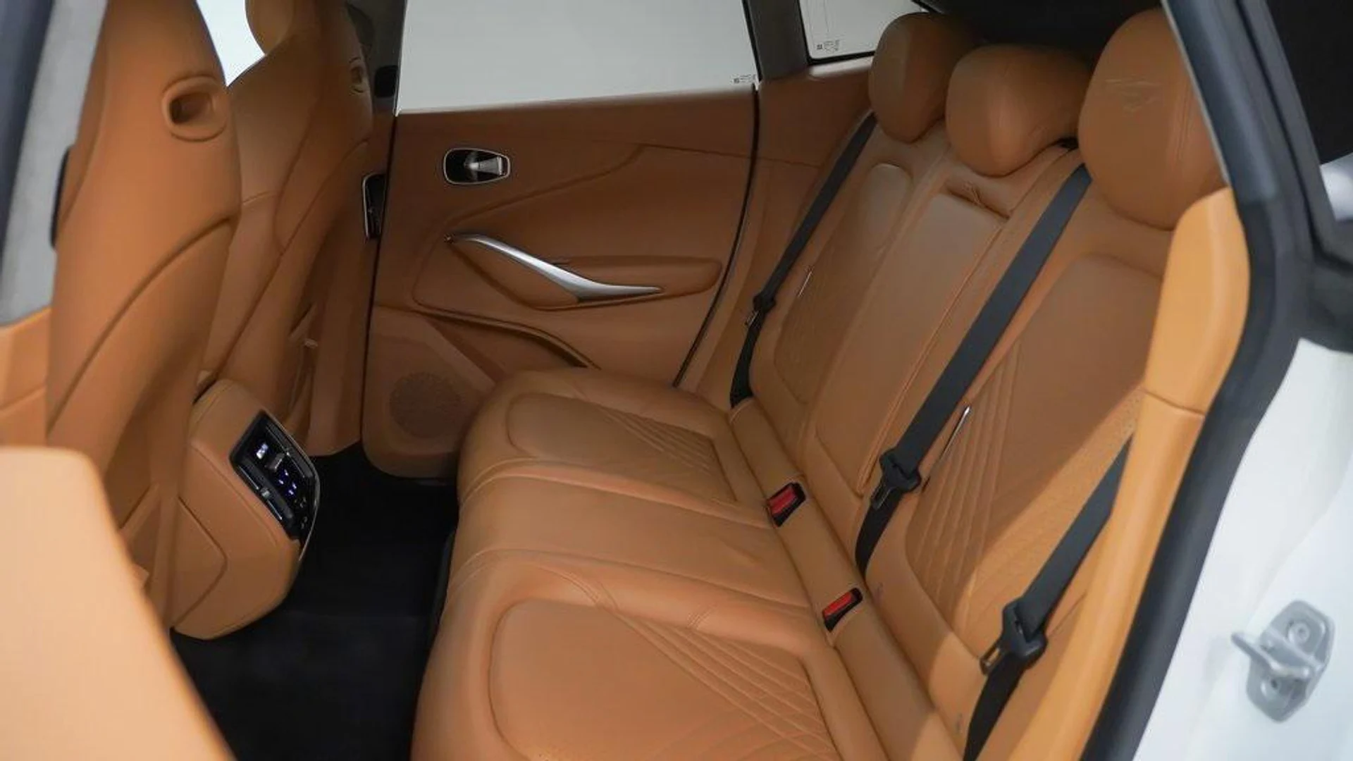 mph017_3053536329_y_Pbp_Wayq_Z2vjl_DYW_Kr_GK_7psh9_EE_8c21241d2d